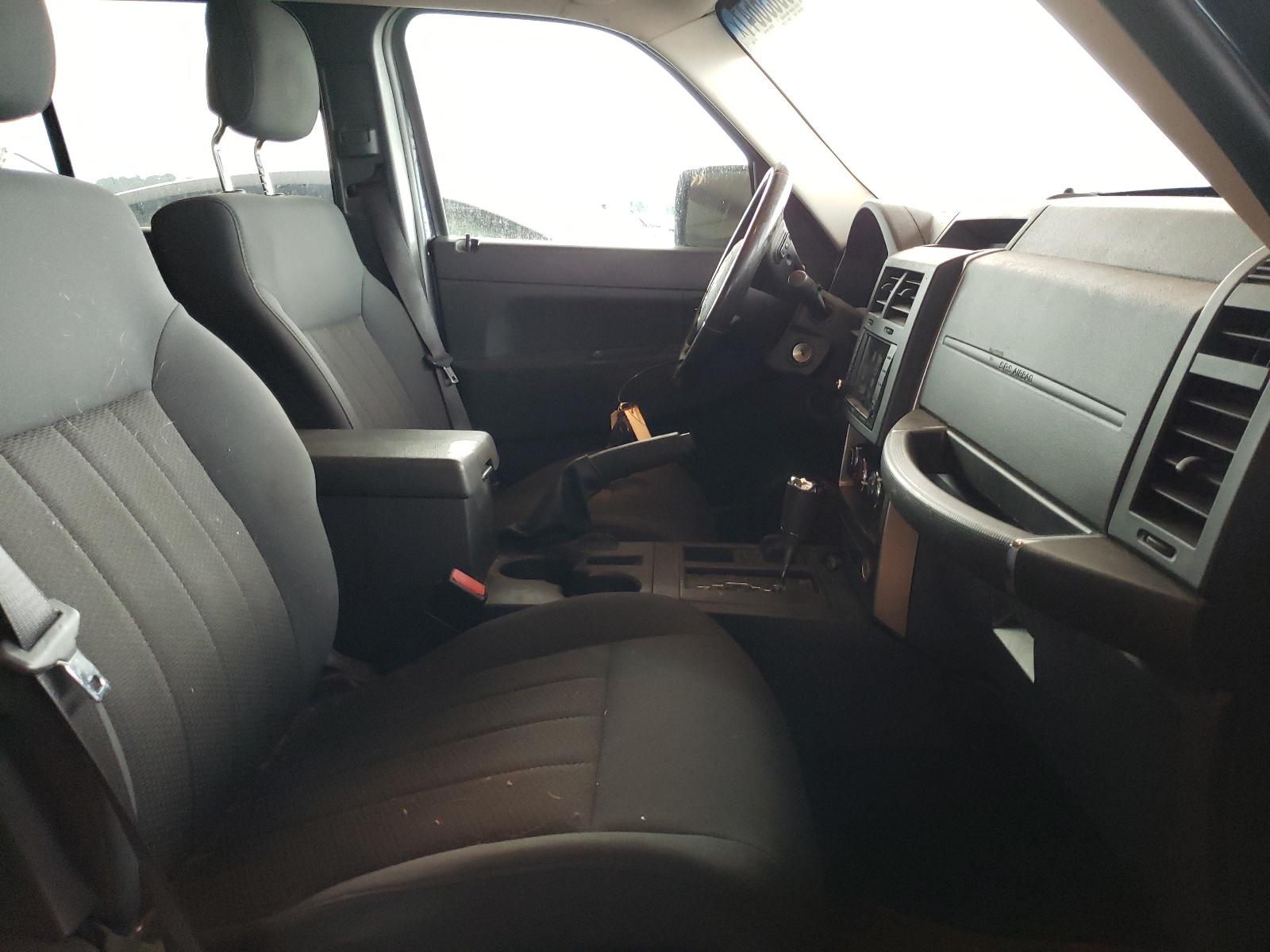 Photo 5 from auction – 2012 JEEP LIBERTY SP with VIN 1C4PJMAK5CW150058
