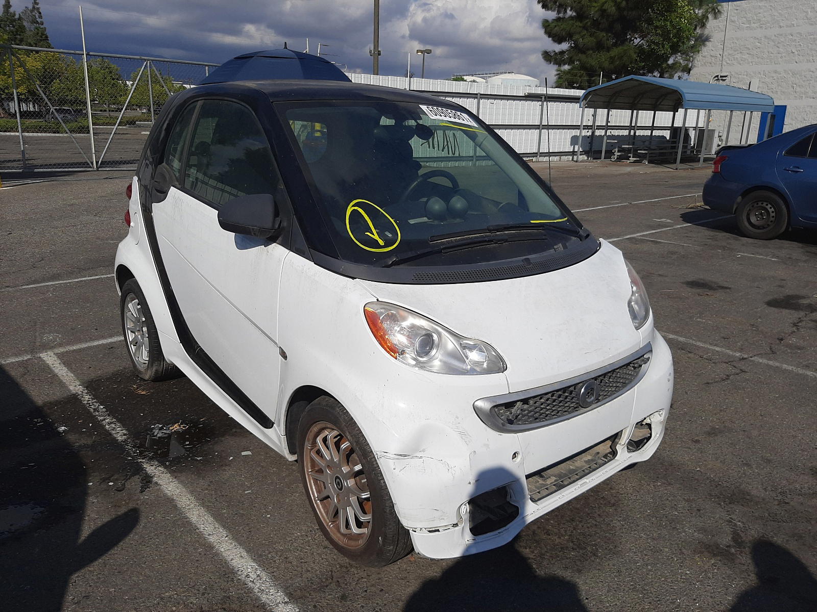 SMART FORTWO 2014 with VIN WMEEJ9AA0EK766726 - Photo from auction