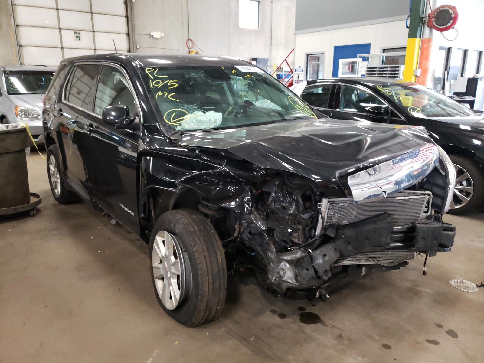 GMC TERRAIN SL 2013 with VIN 2GKFLREK2D6247568 - Photo from auction