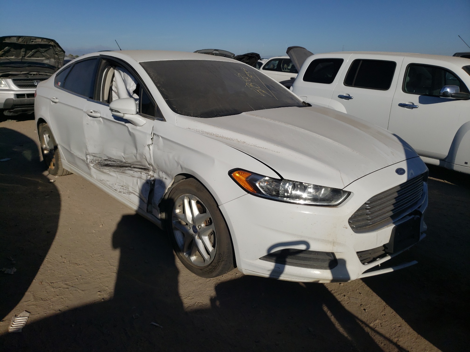 FORD FUSION SE 2015 with VIN 3FA6P0H7XFR228917 - Photo from auction