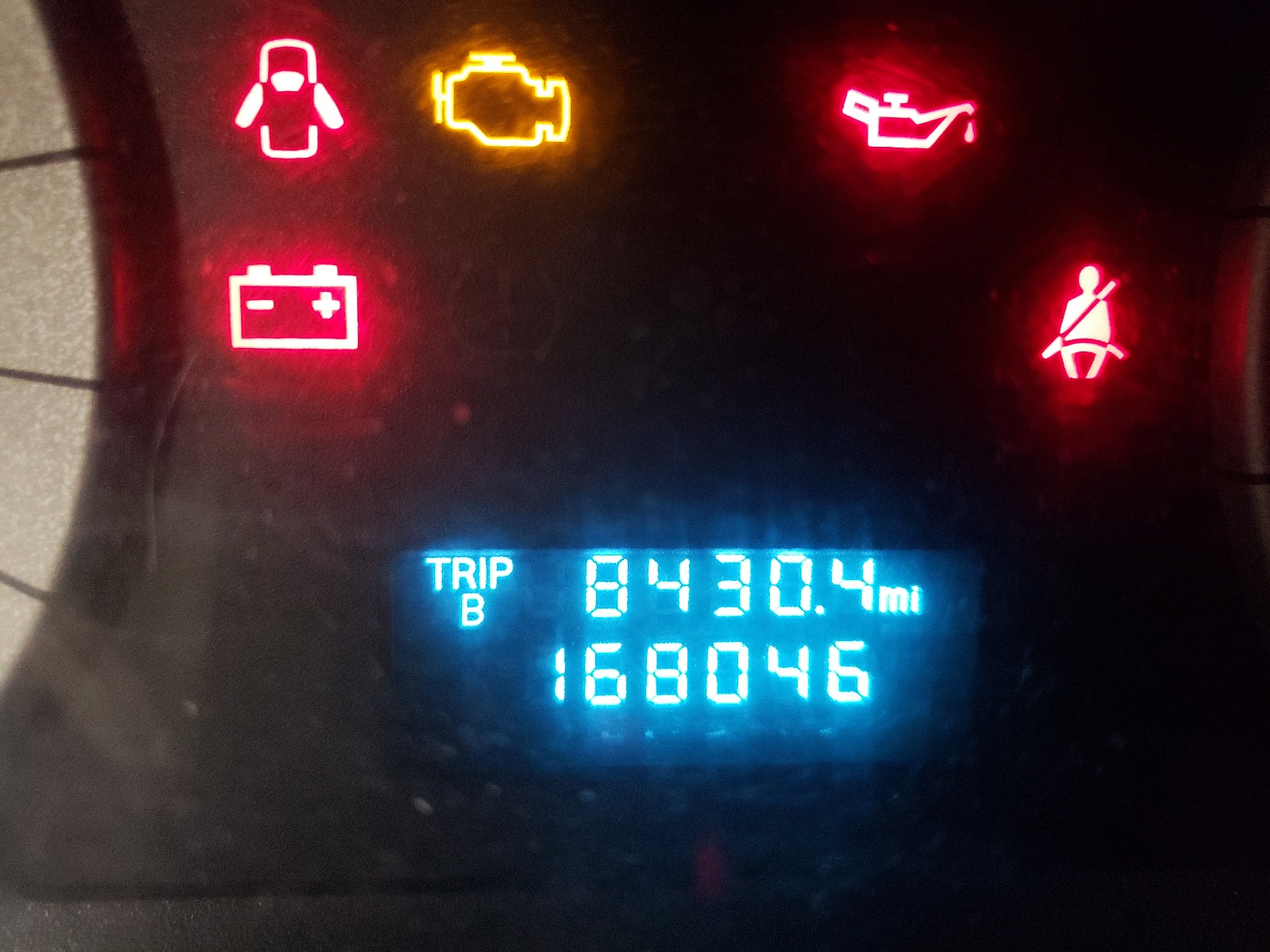Photo 8 from auction – 2009 FORD ESCAPE XLS with VIN 1FMCU92749KC38706