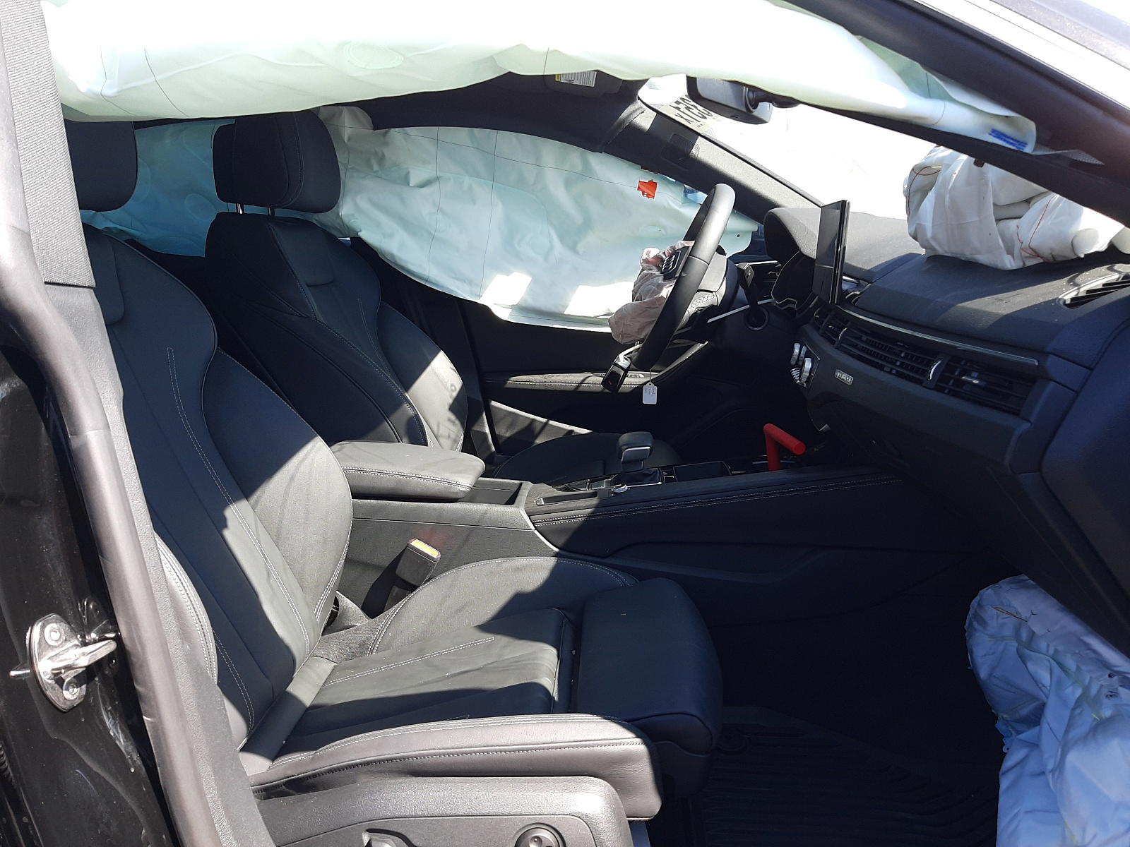 Photo 5 from auction – 2021 AUDI A5 PREMIUM with VIN WAUFACF58MA050332