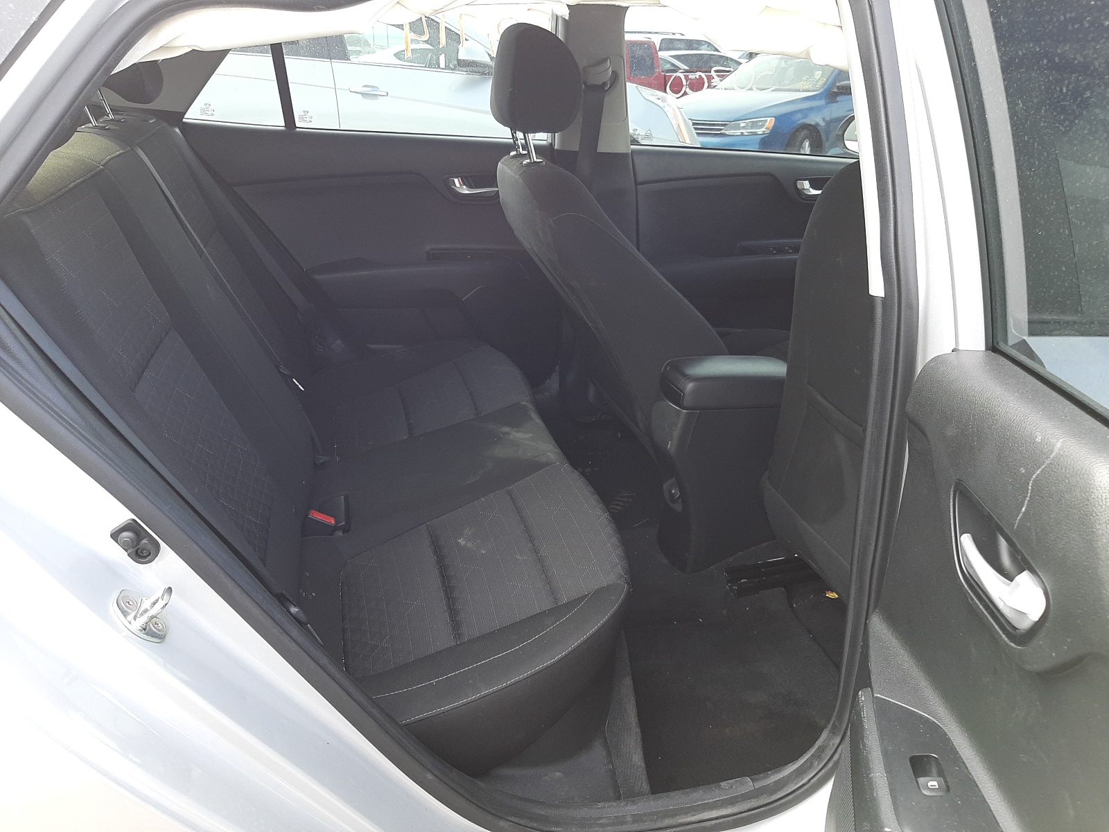 Photo 6 from auction – 2018 KIA RIO LX with VIN 3KPA24AB4JE085407