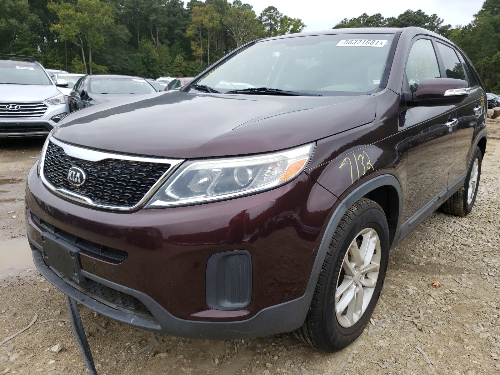Photo 2 from auction – 2014 KIA SORENTO LX with VIN 5XYKT3A67EG516975