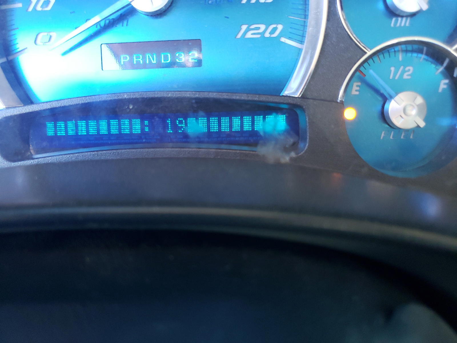 Photo 8 from auction – 2005 CHEVROLET SILVERADO with VIN 1GCHK23255F915839