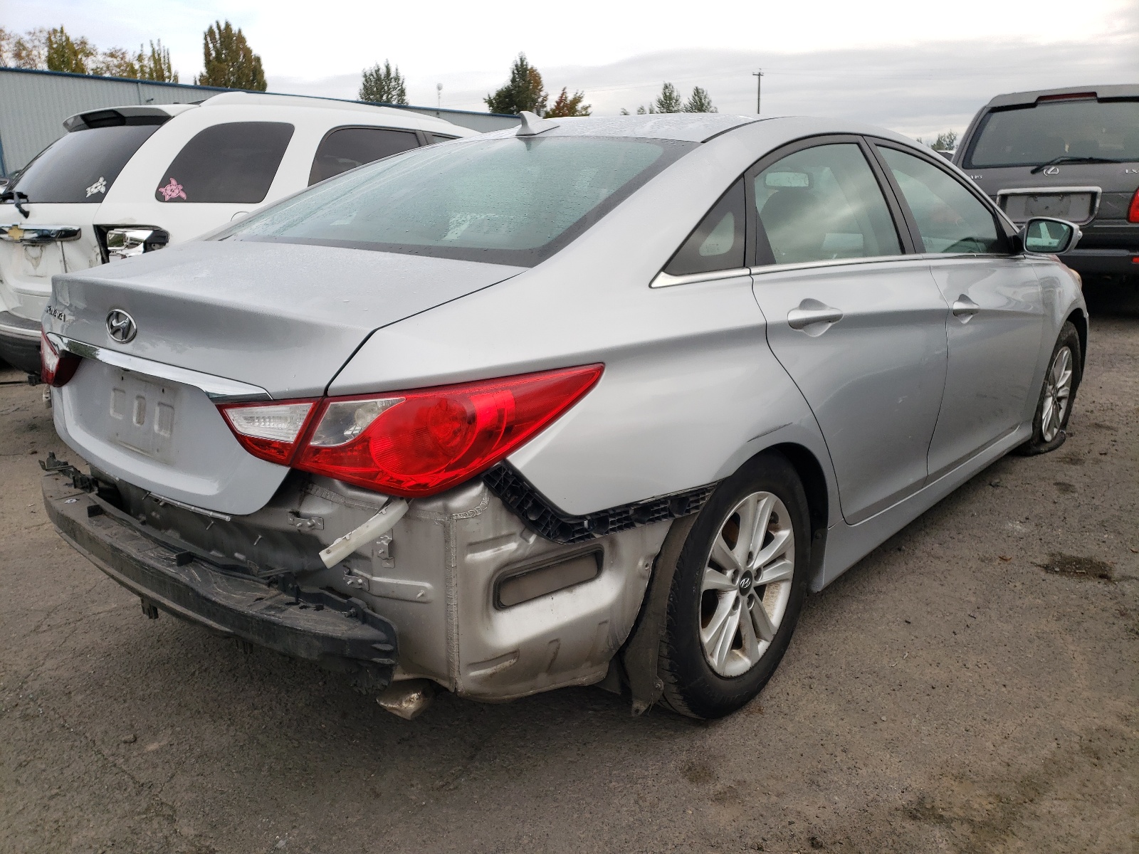 Photo 4 from auction – 2014 HYUNDAI SONATA GLS with VIN 5NPEB4AC9EH870923