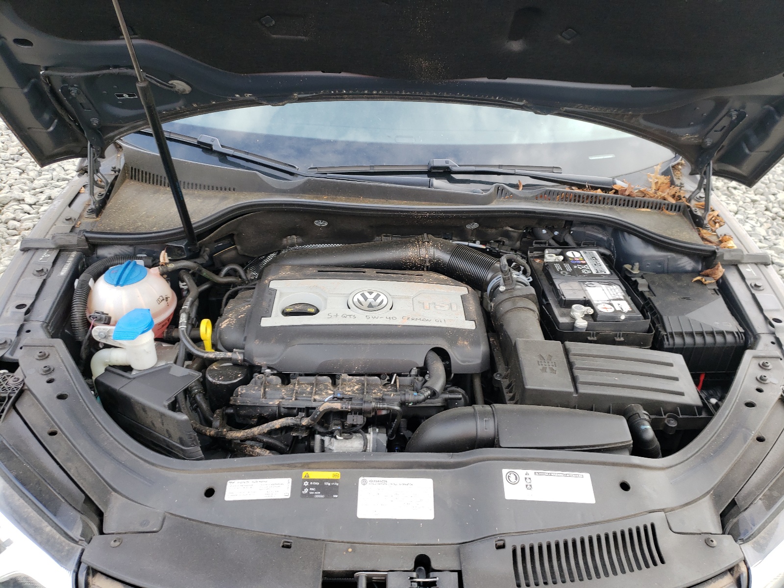 Photo 7 from auction – 2015 VOLKSWAGEN EOS KOMFOR with VIN WVWBW8AH5FV003059