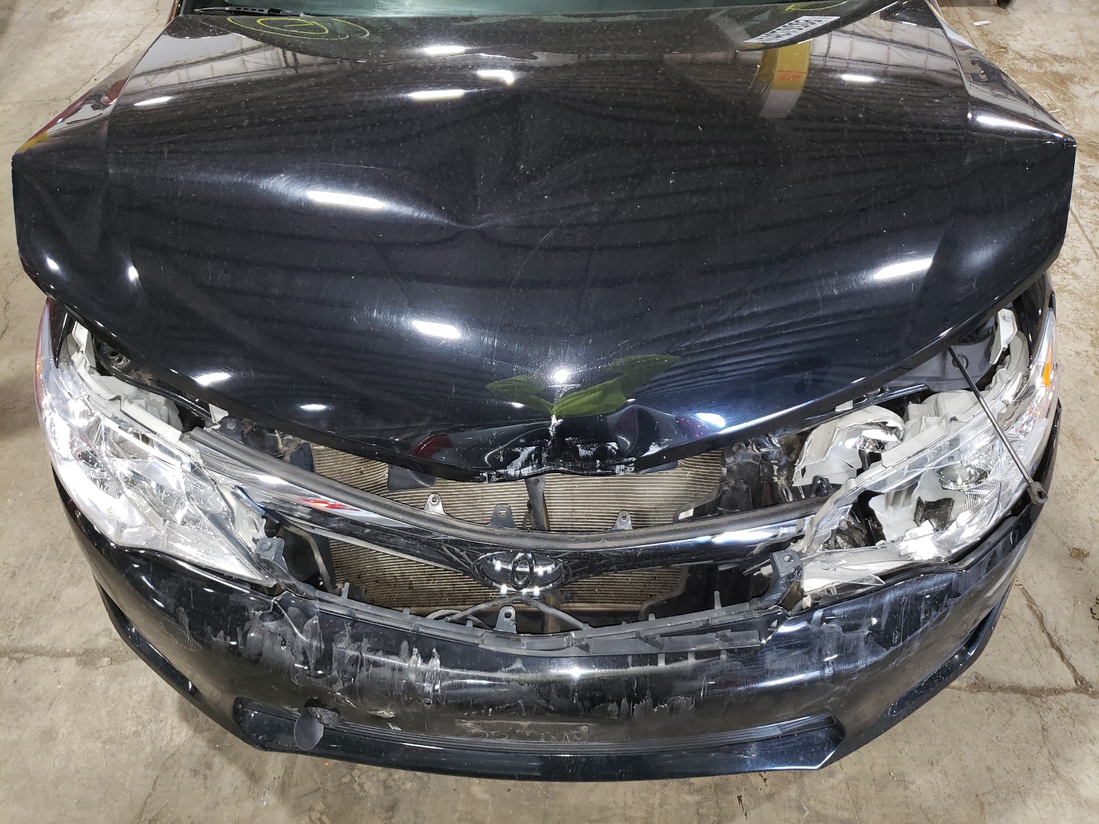 Photo 7 from auction – 2014 TOYOTA CAMRY L with VIN 4T4BF1FKXER379712