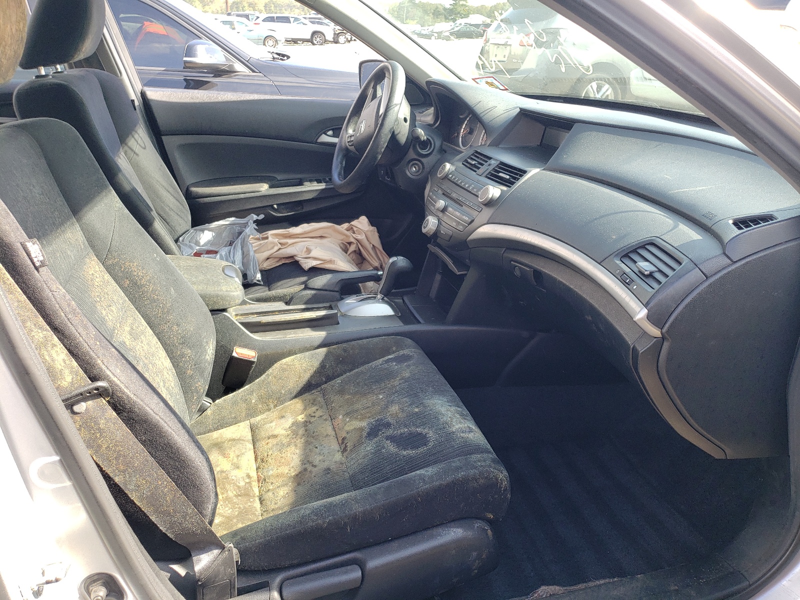 Photo 5 from auction – 2011 HONDA ACCORD LX with VIN 1HGCP2F36BA091618