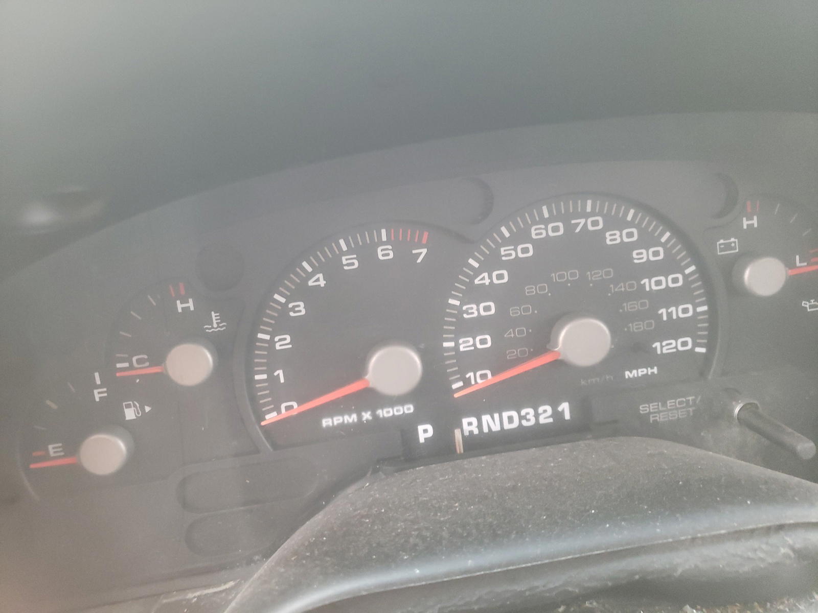 Photo 8 from auction – 2003 FORD EXPLORER X with VIN 1FMZU63K73UB54306