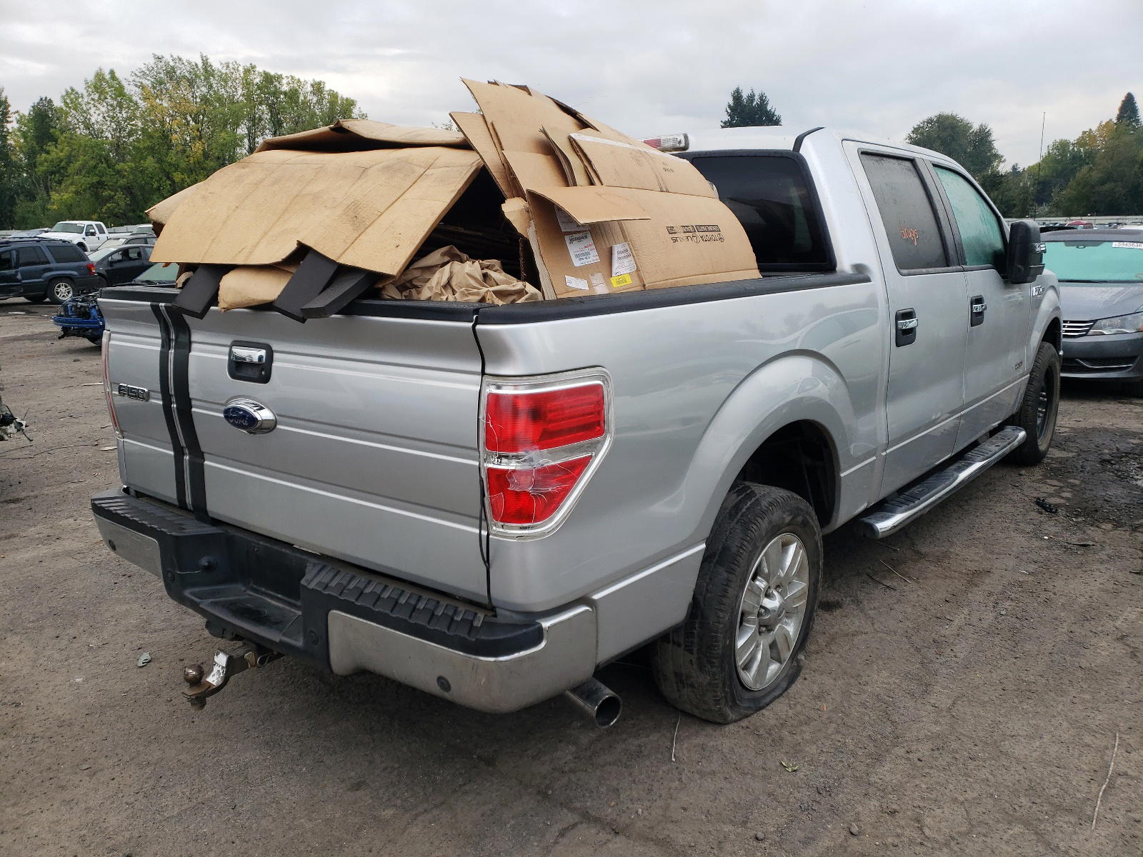 Photo 4 from auction – 2012 FORD F150 SUPER with VIN 1FTFW1CT1CFA05830