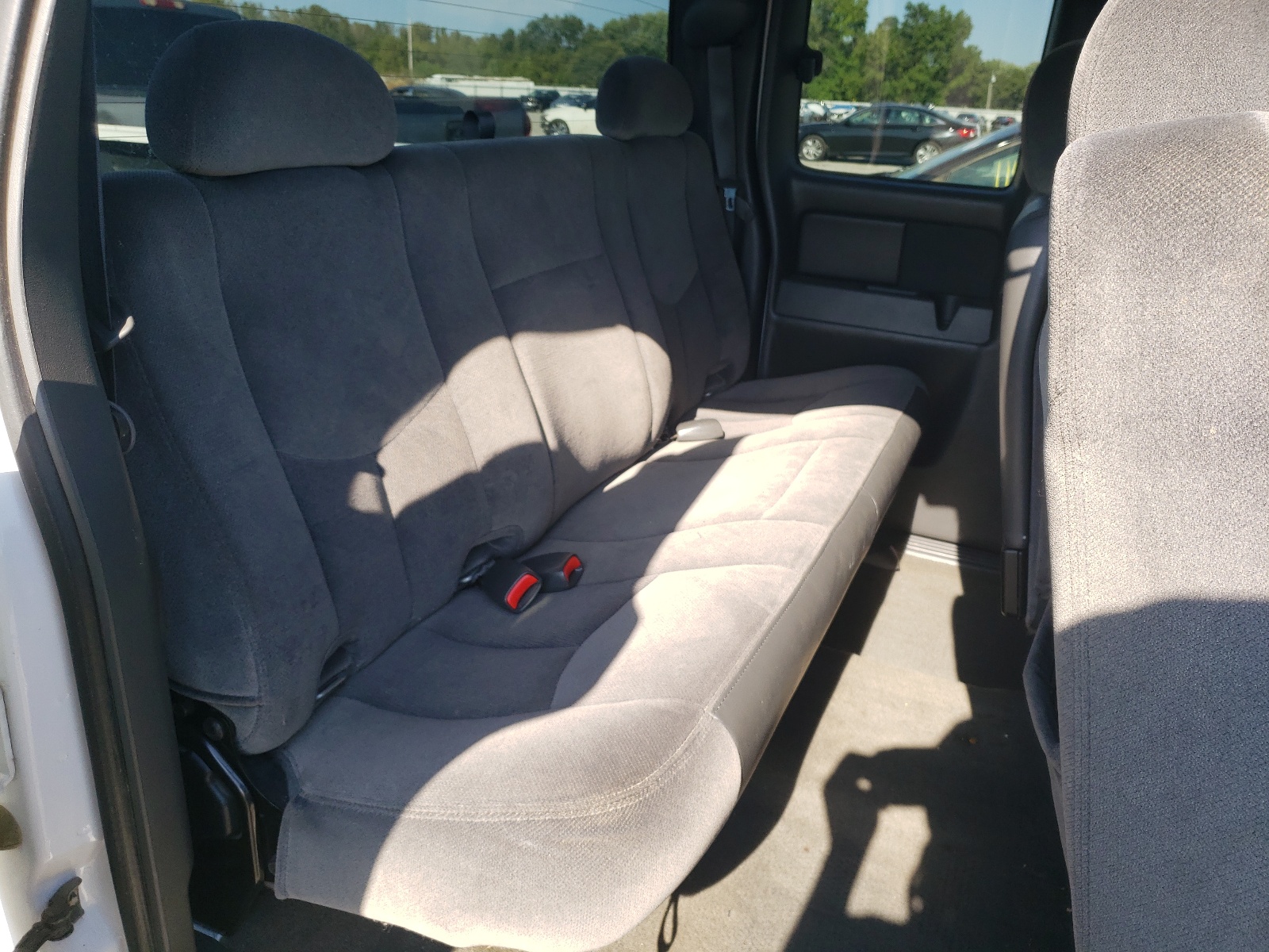 Photo 6 from auction – 2005 GMC NEW SIERRA with VIN 1GTEC19T65Z252810