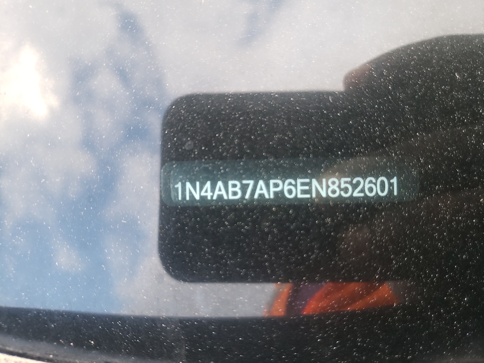 Photo 10 from auction – 2014 NISSAN SENTRA S with VIN 1N4AB7AP6EN852601