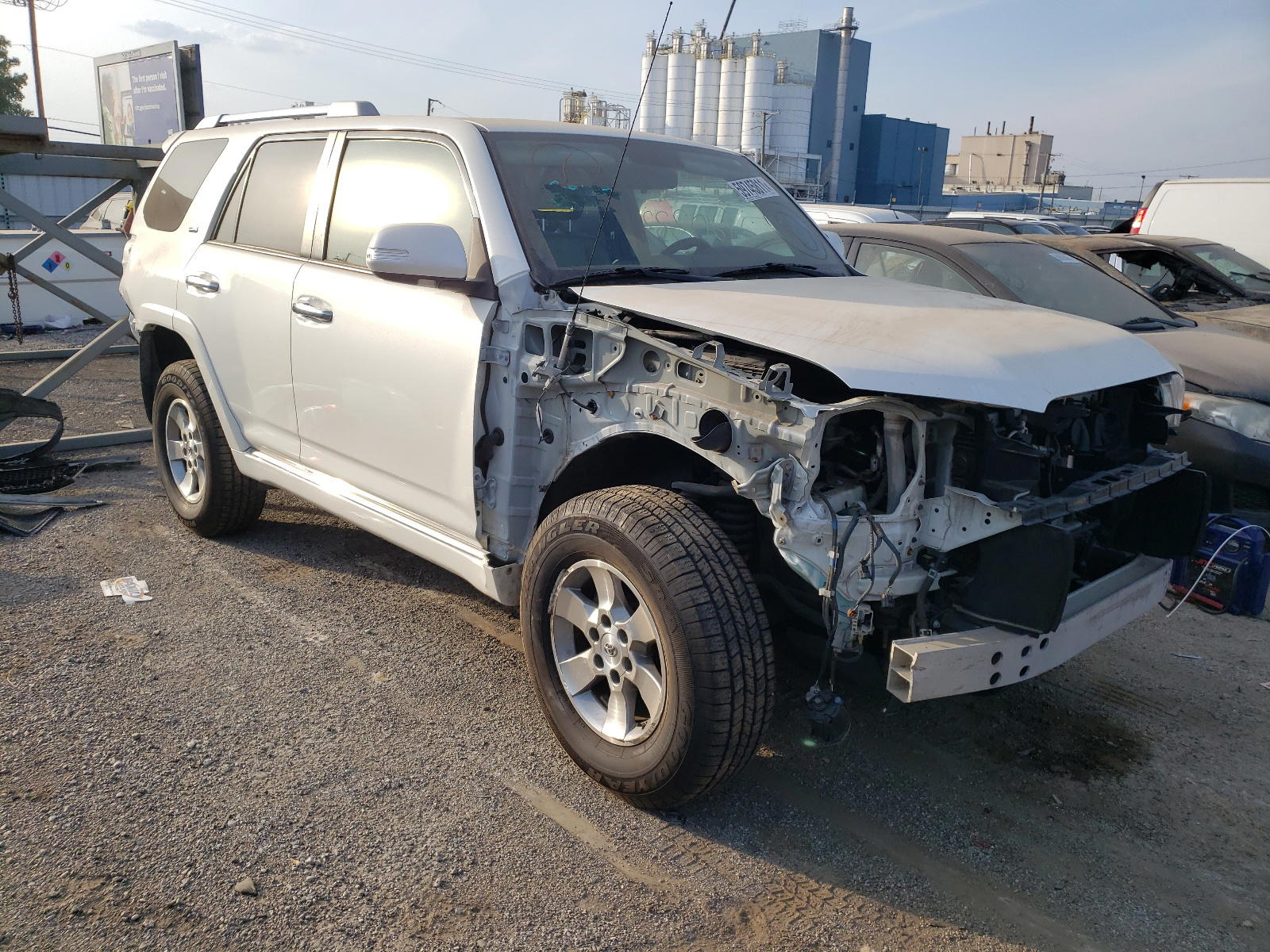 TOYOTA 4RUNNER SR 2011 with VIN JTEBU5JR7B5048216 - Photo from auction