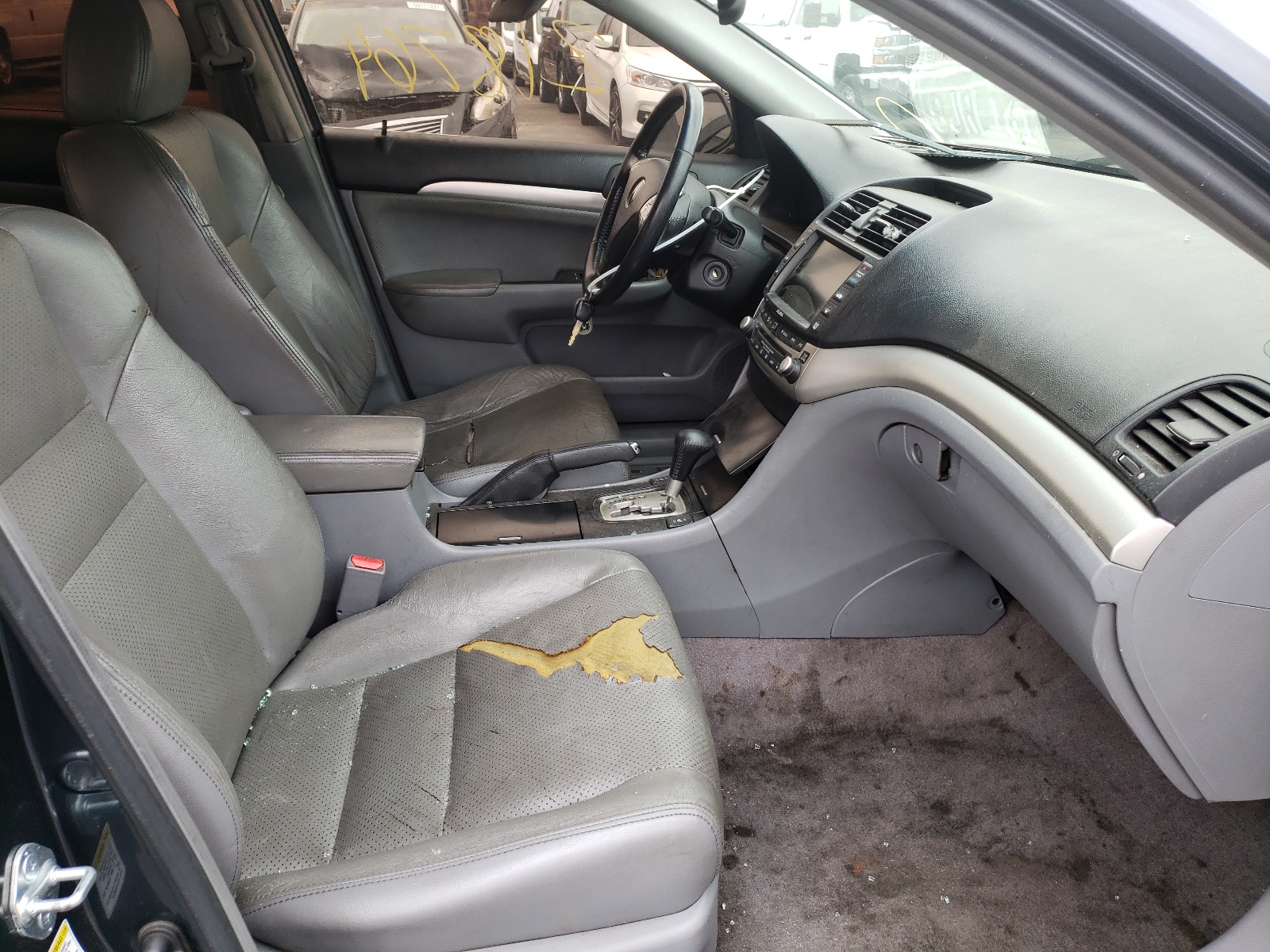 Photo 5 from auction – 2004 ACURA TSX with VIN JH4CL96904C023473