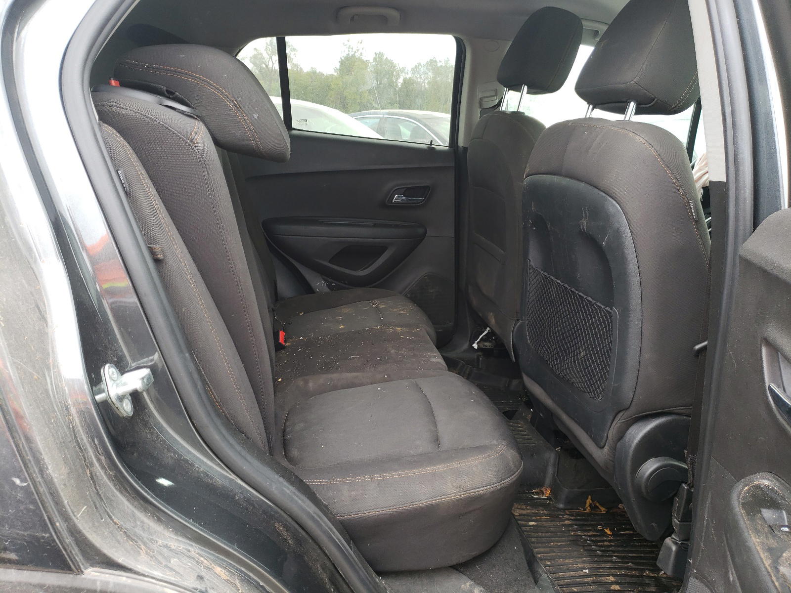 Photo 6 from auction – 2017 CHEVROLET TRAX 1LT with VIN 3GNCJLSB8HL284462