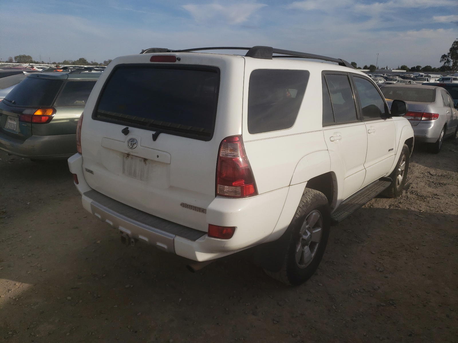 Photo 4 from auction – 2003 TOYOTA 4RUNNER SR with VIN JTEBU14R730016675