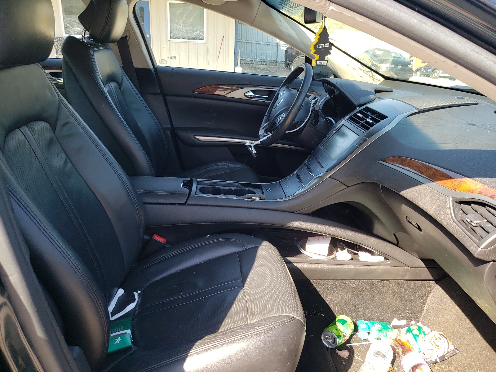 Photo 5 from auction – 2014 LINCOLN MKZ with VIN 3LN6L2J93ER801230