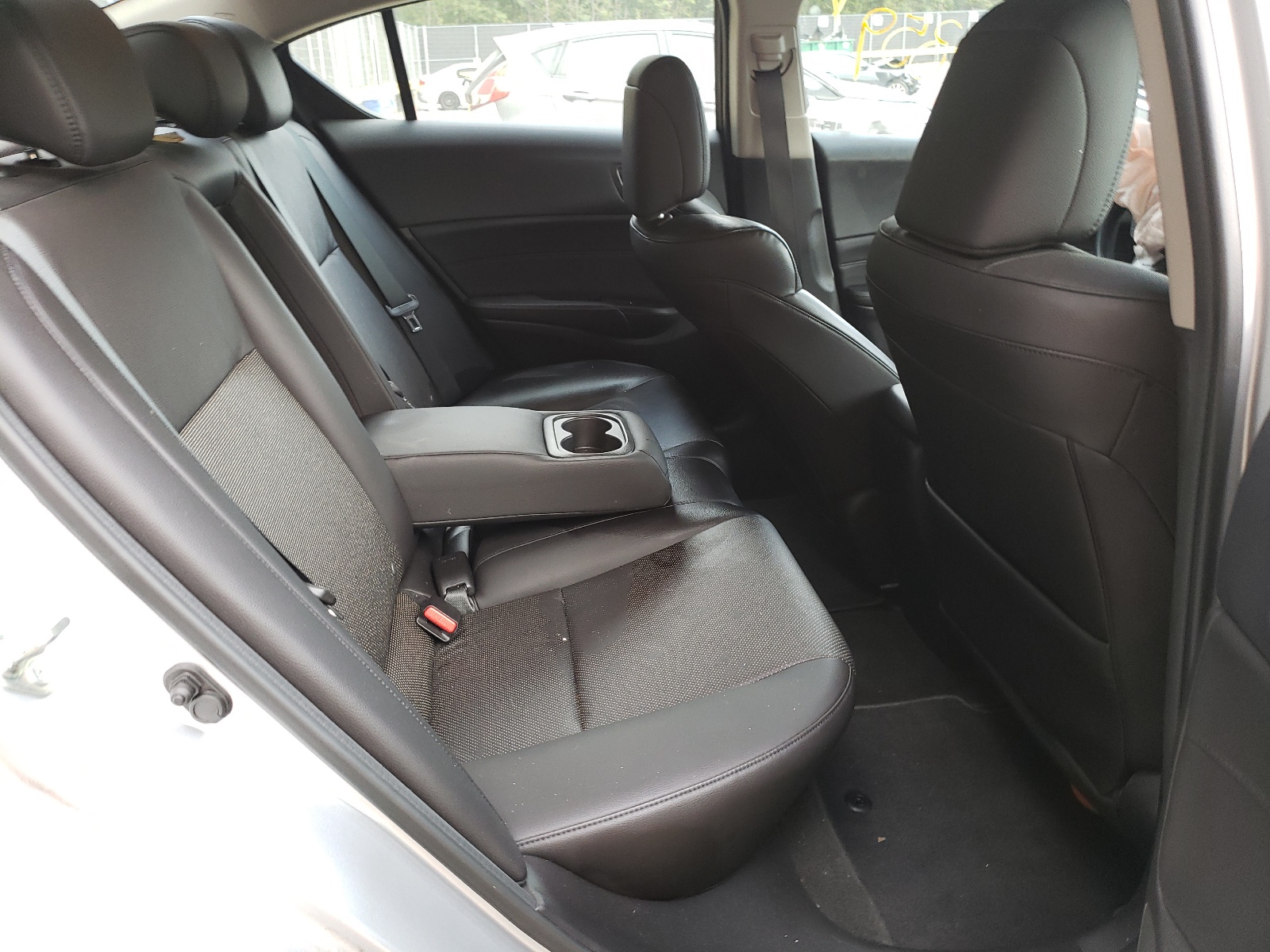 Photo 6 from auction – 2013 ACURA ILX 20 PRE with VIN 19VDE1F50DE008164