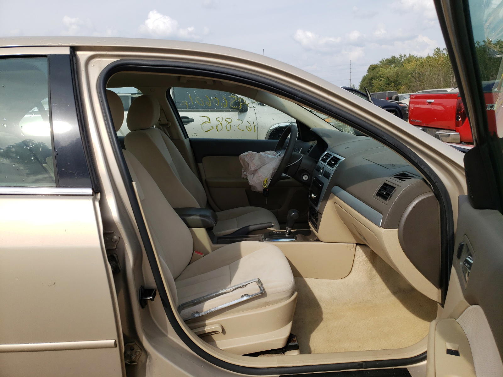 Photo 5 from auction – 2006 MERCURY MILAN with VIN 3MEFM07146R612481