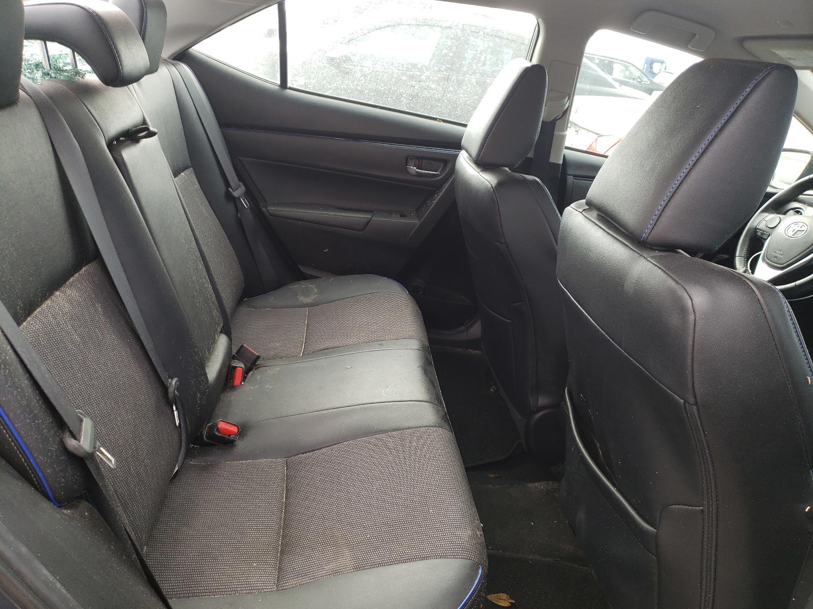 Photo 6 from auction – 2019 TOYOTA COROLLA with VIN 5YFBURHE4KP918375