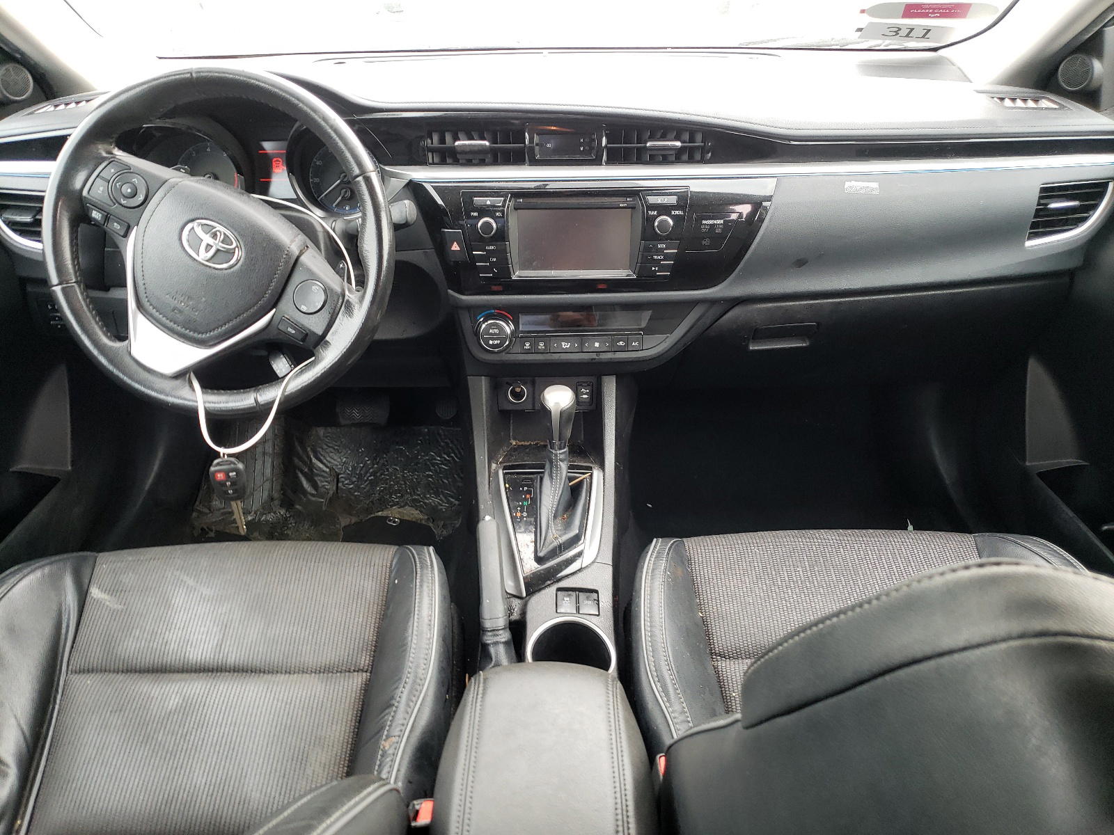 Photo 9 from auction – 2016 TOYOTA COROLLA L with VIN 5YFBURHE4GP393969