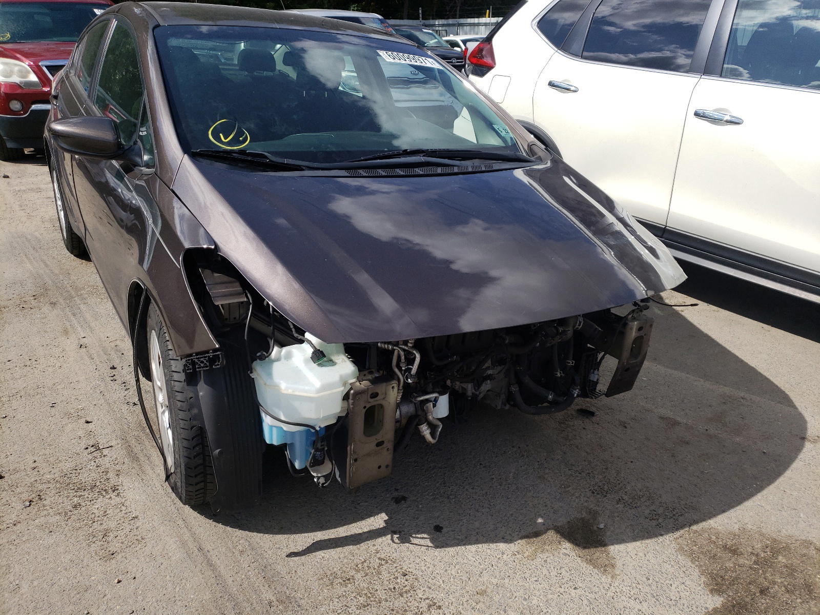 Photo 9 from auction – 2017 KIA FORTE LX with VIN 3KPFK4A72HE137340