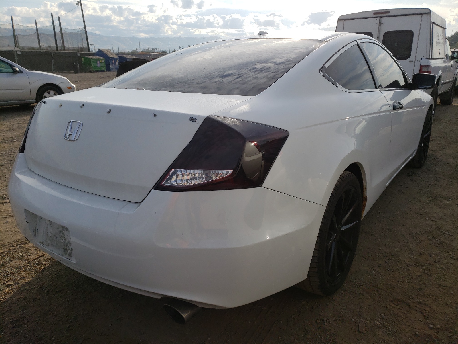 Photo 4 from auction – 2012 HONDA ACCORD EXL with VIN 1HGCS2B80CA005317