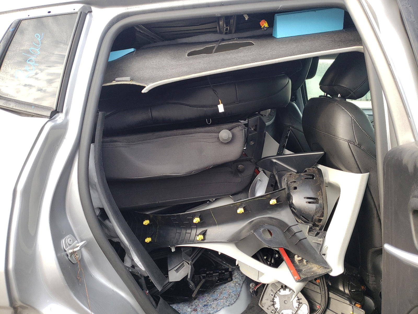 Photo 6 from auction – 2018 JEEP COMPASS LA with VIN 3C4NJCBB1JT300461
