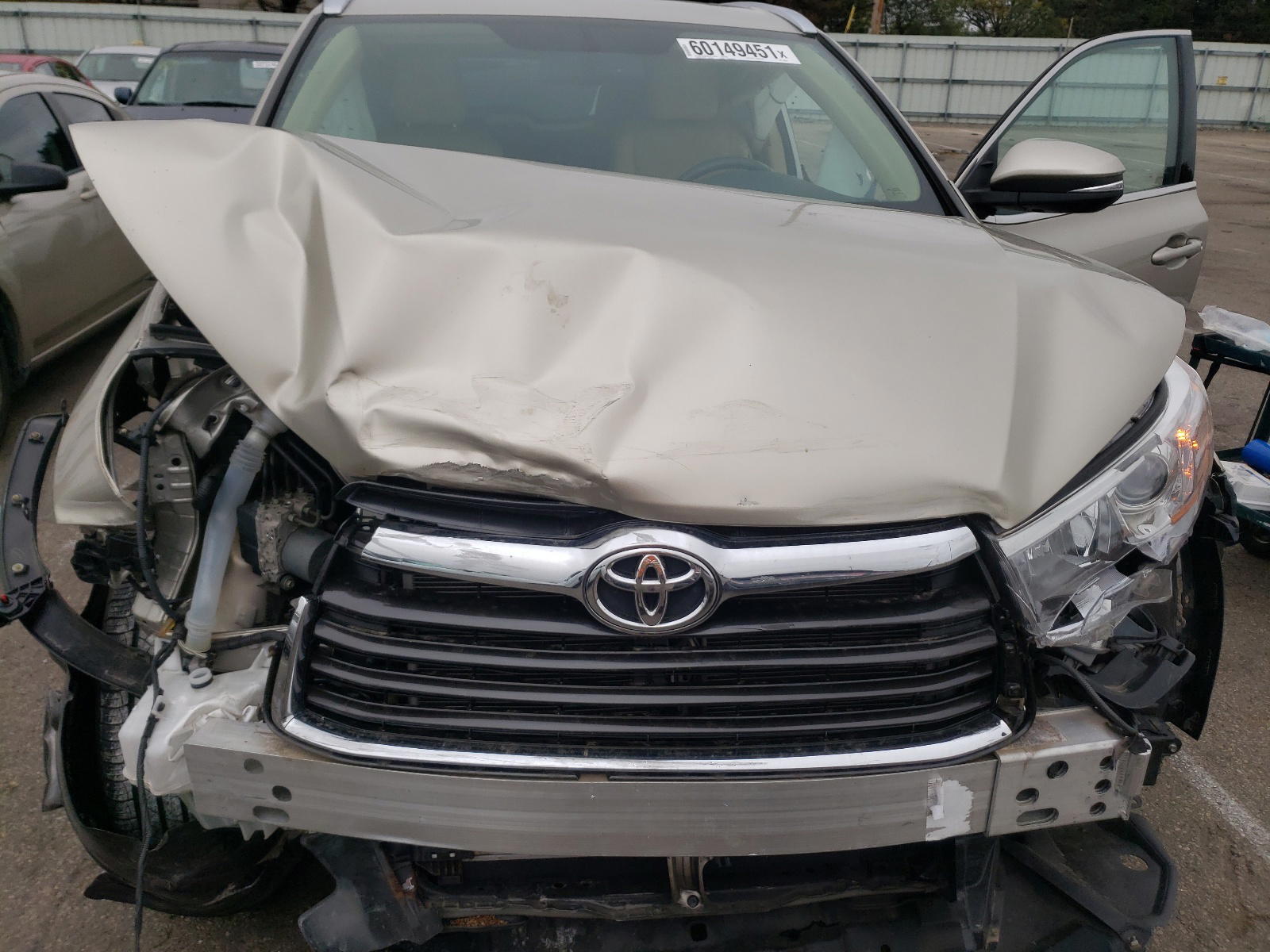 Photo 7 from auction – 2014 TOYOTA HIGHLANDER with VIN 5TDDKRFH8ES032549