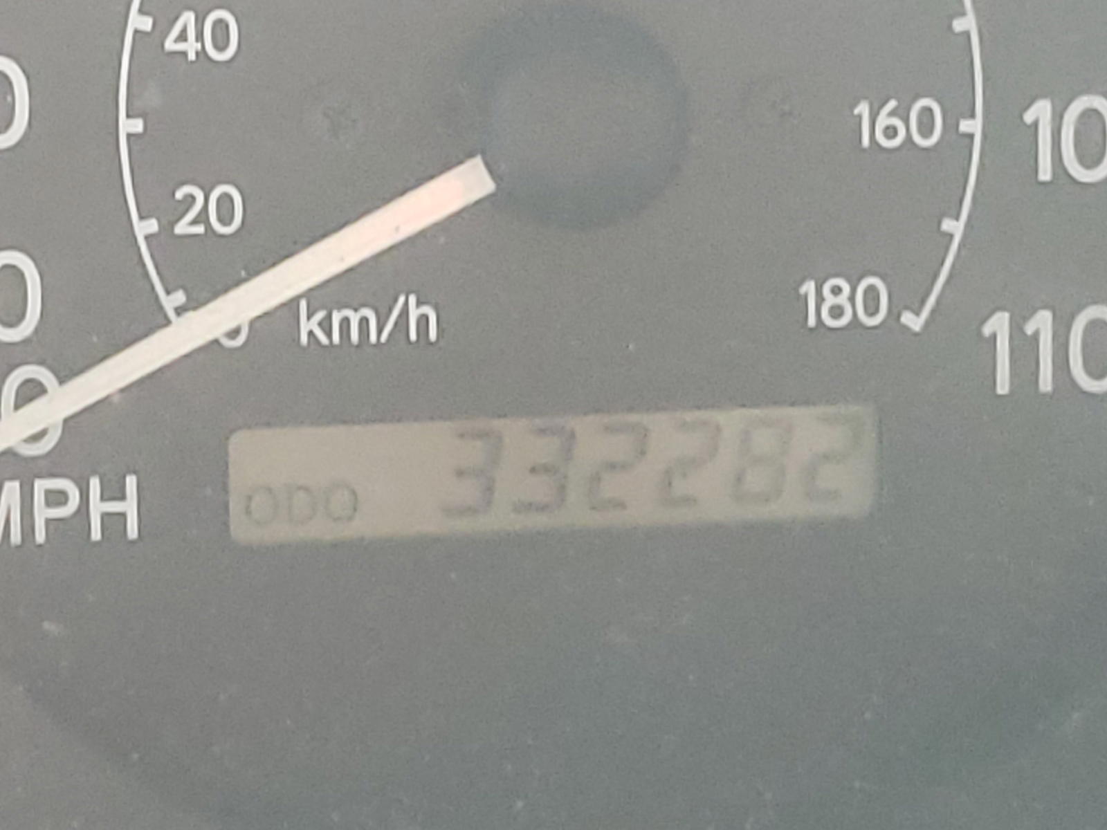 Photo 8 from auction – 2000 TOYOTA COROLLA VE with VIN 2T1BR12E4YC366655