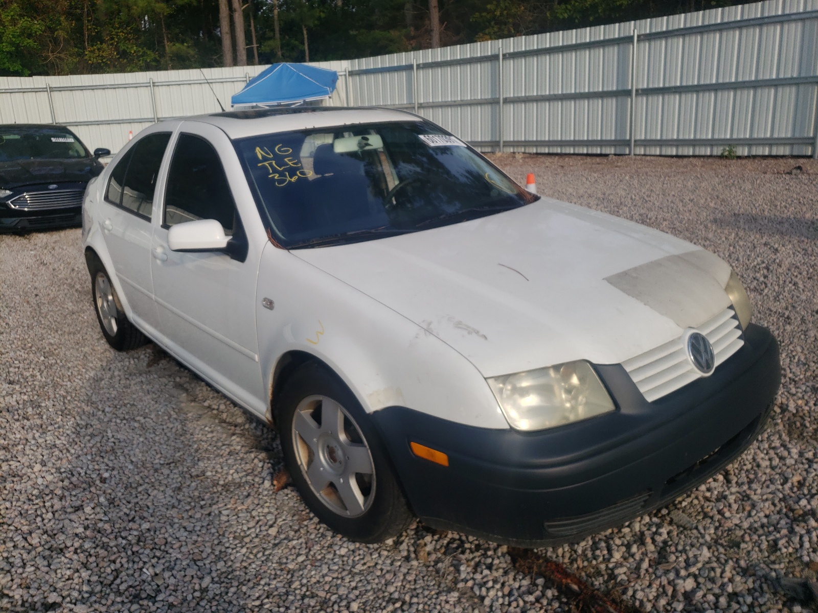 VOLKSWAGEN JETTA GLS 2001 with VIN 3VWSP29M21M043899 - Photo from auction
