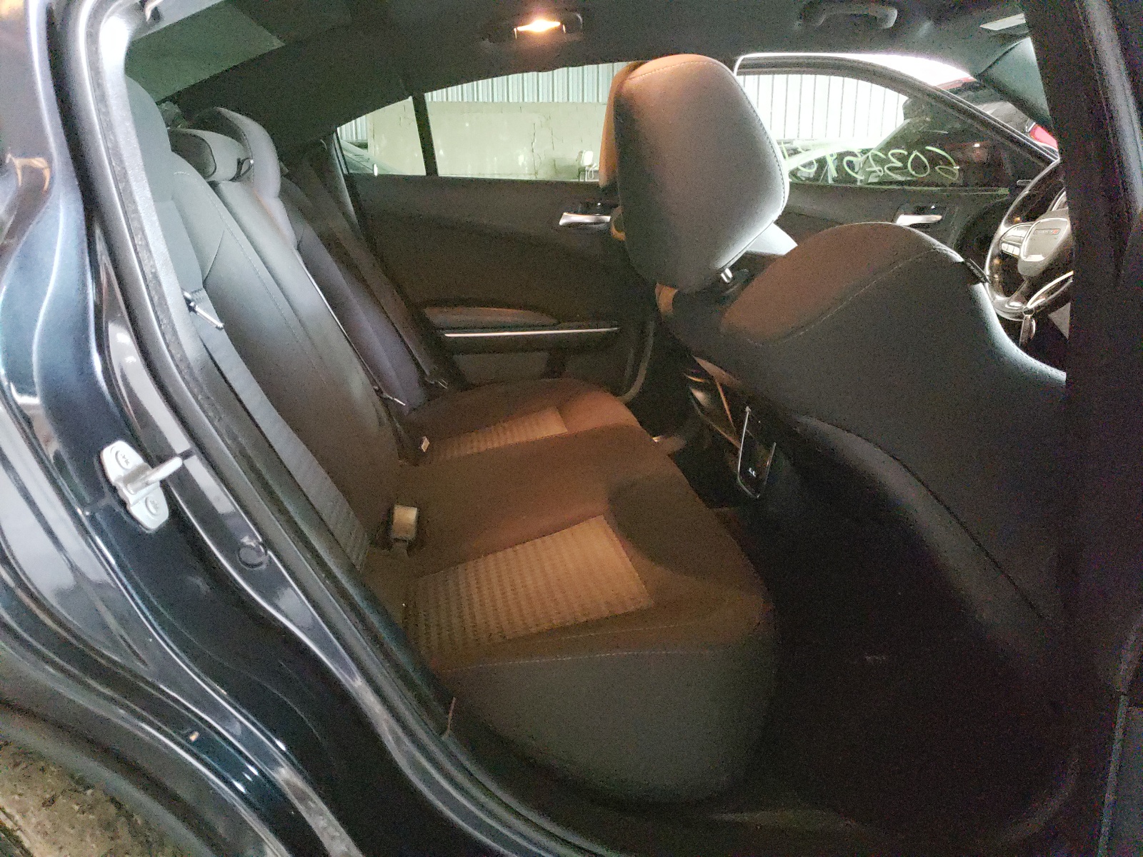 Photo 6 from auction – 2019 DODGE CHARGER GT with VIN 2C3CDXHG9KH691933