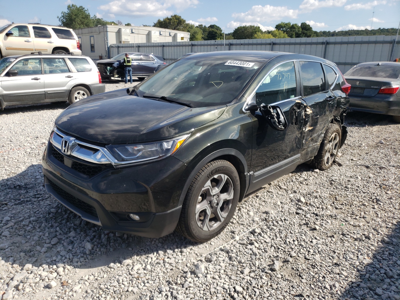 Photo 2 from auction – 2018 HONDA CR-V EX with VIN 7FARW1H54JE005690