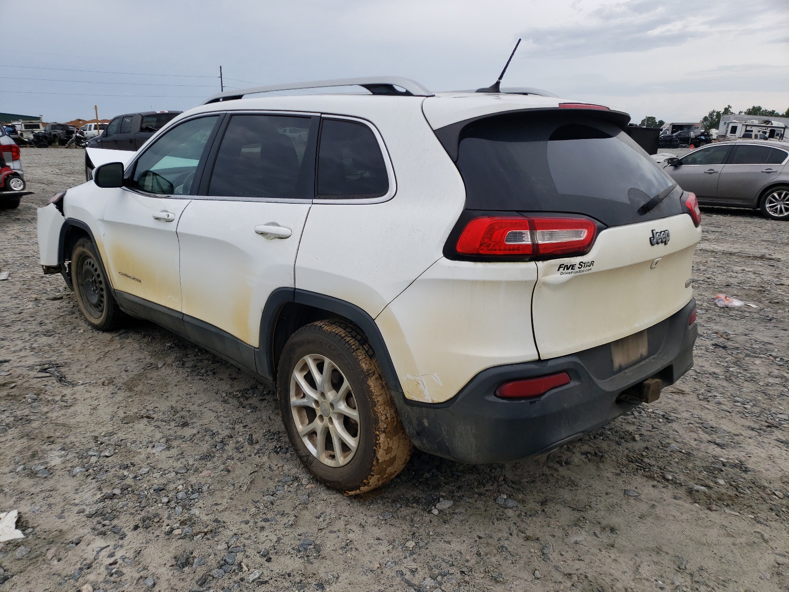 Photo 3 from auction – 2015 JEEP CHEROKEE L with VIN 1C4PJLCB8FW707928