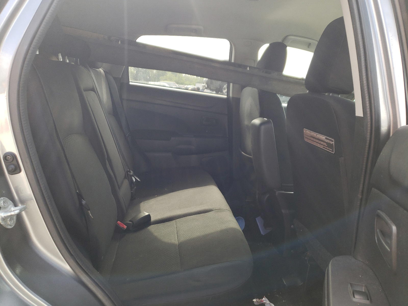 Photo 6 from auction – 2015 MITSUBISHI OUTLANDER with VIN 4A4AR3AU3FE001922