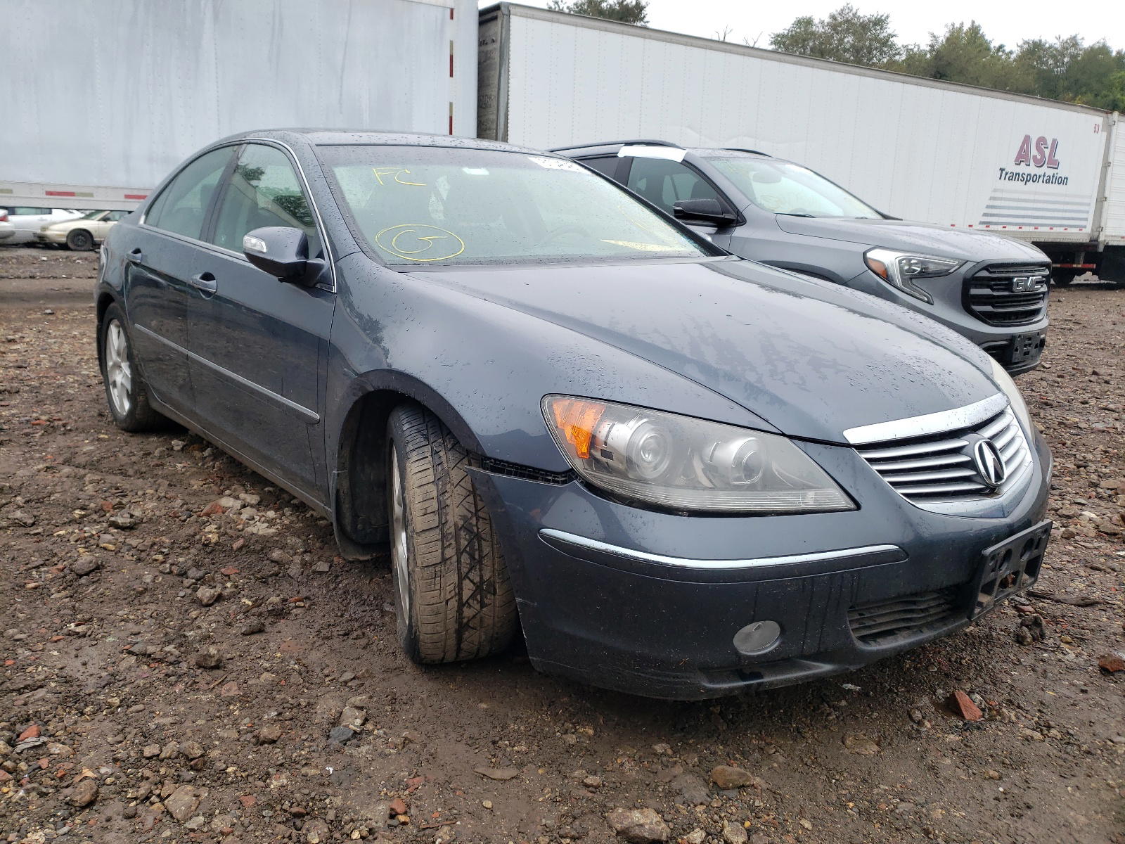 ACURA RL 2008 with VIN JH4KB16668C003403 - Photo from auction