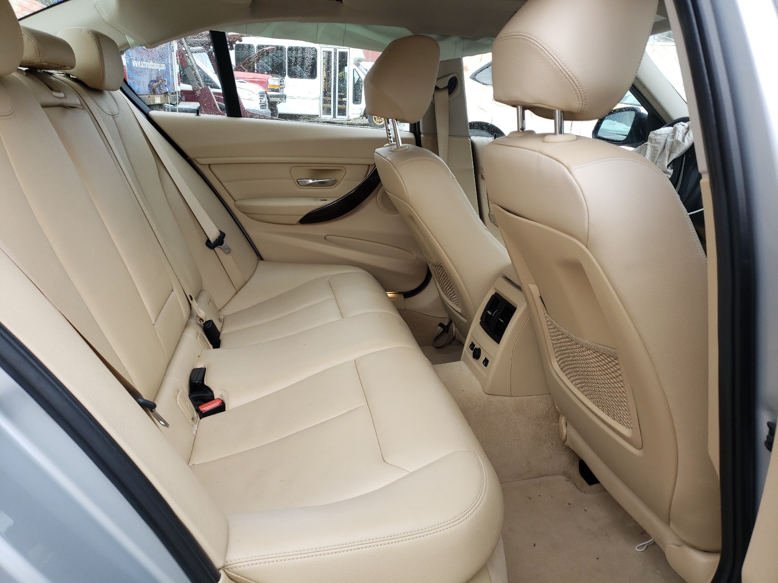 Photo 6 from auction – 2015 BMW 328 XI SUL with VIN WBA3B5C54FP652810