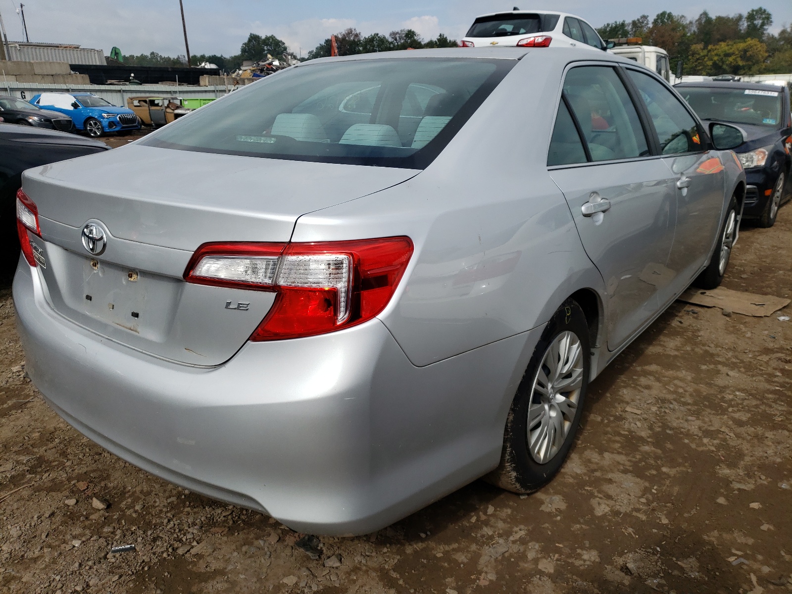 Photo 4 from auction – 2014 TOYOTA CAMRY L with VIN 4T1BF1FK7EU360335