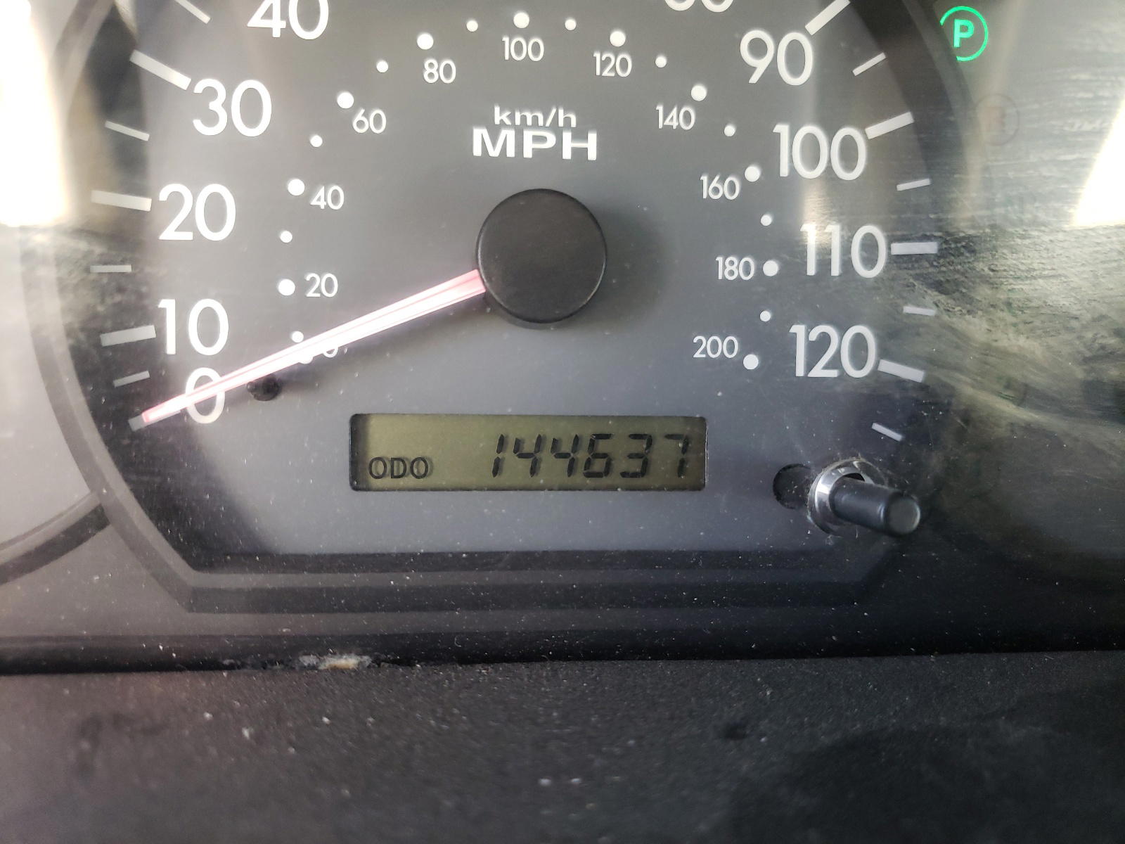 Photo 8 from auction – 2003 KIA RIO with VIN KNADC125X36240789