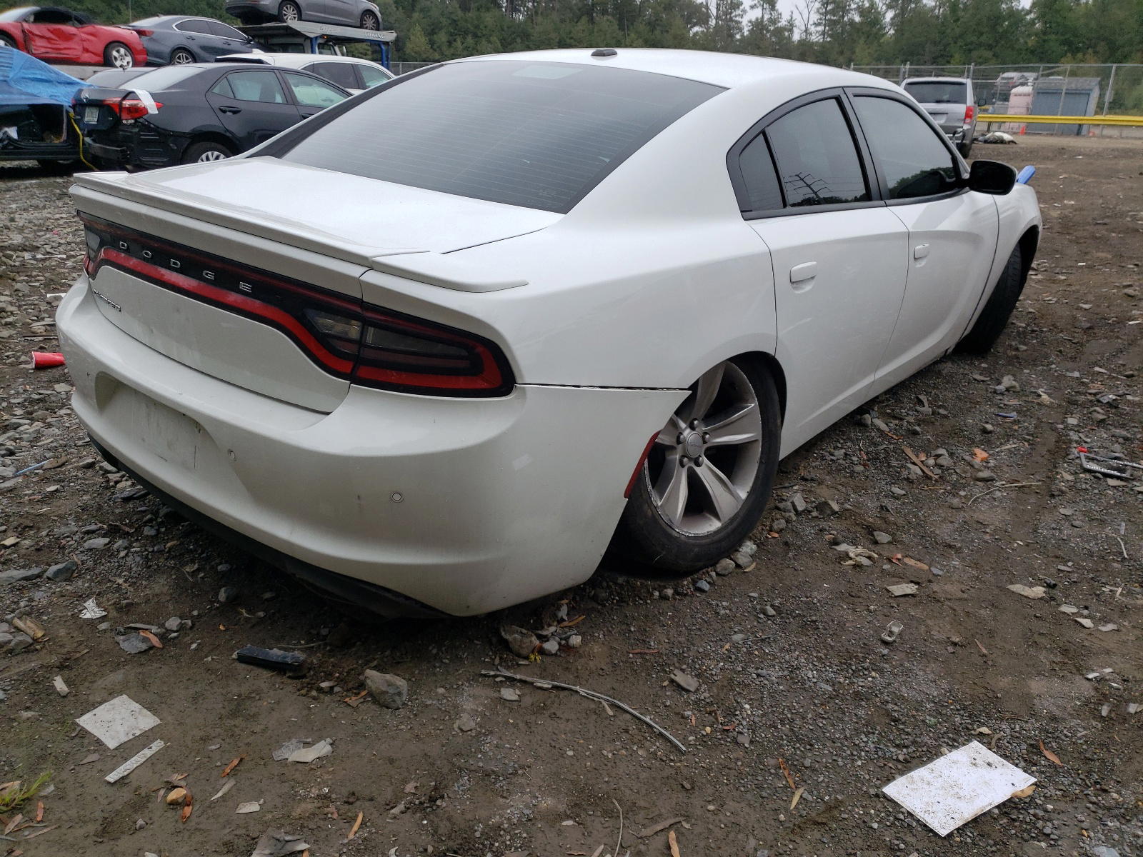 Photo 4 from auction – 2015 DODGE CHARGER SE with VIN 2C3CDXBG0FH866617