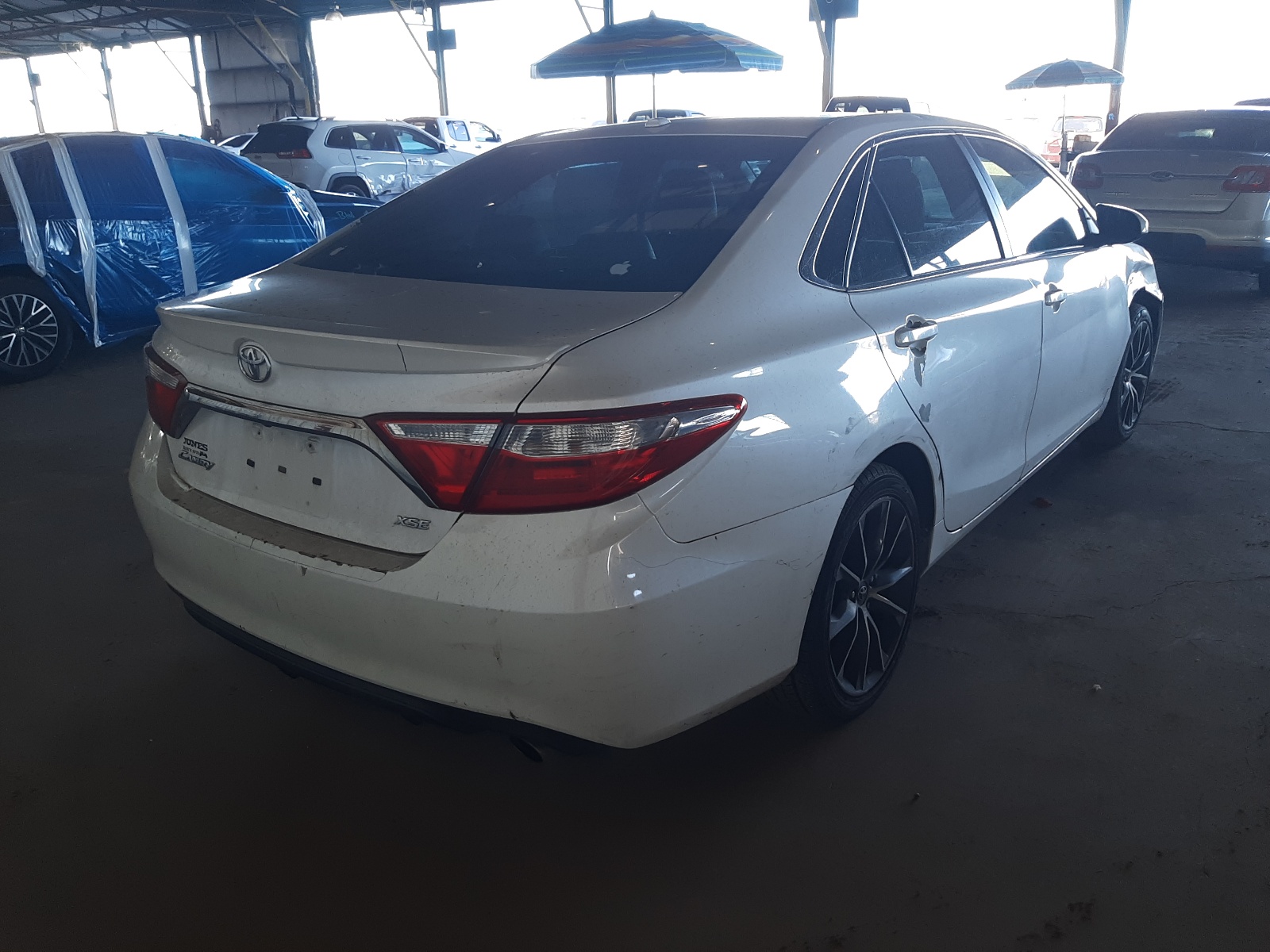 Photo 4 from auction – 2015 TOYOTA CAMRY LE with VIN 4T1BF1FK2FU497944