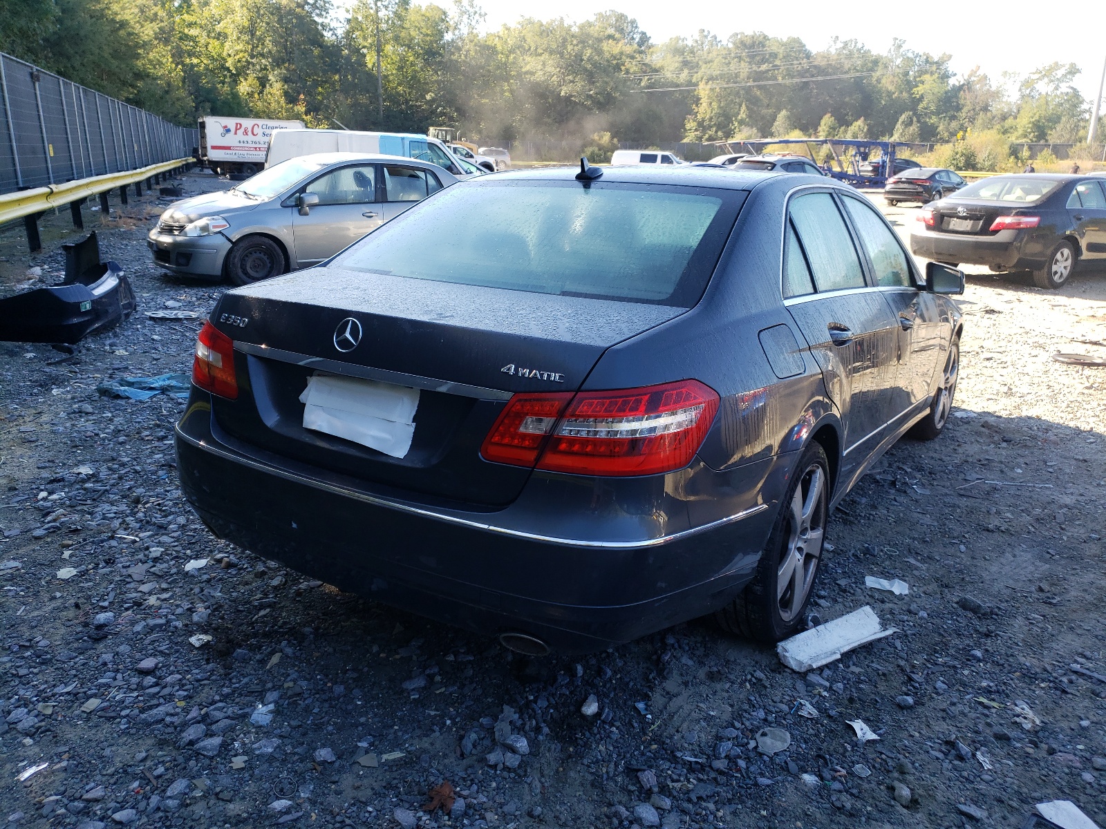 Photo 4 from auction – 2011 MERCEDES-BENZ E 350 4MAT with VIN WDDHF8HBXBA445127