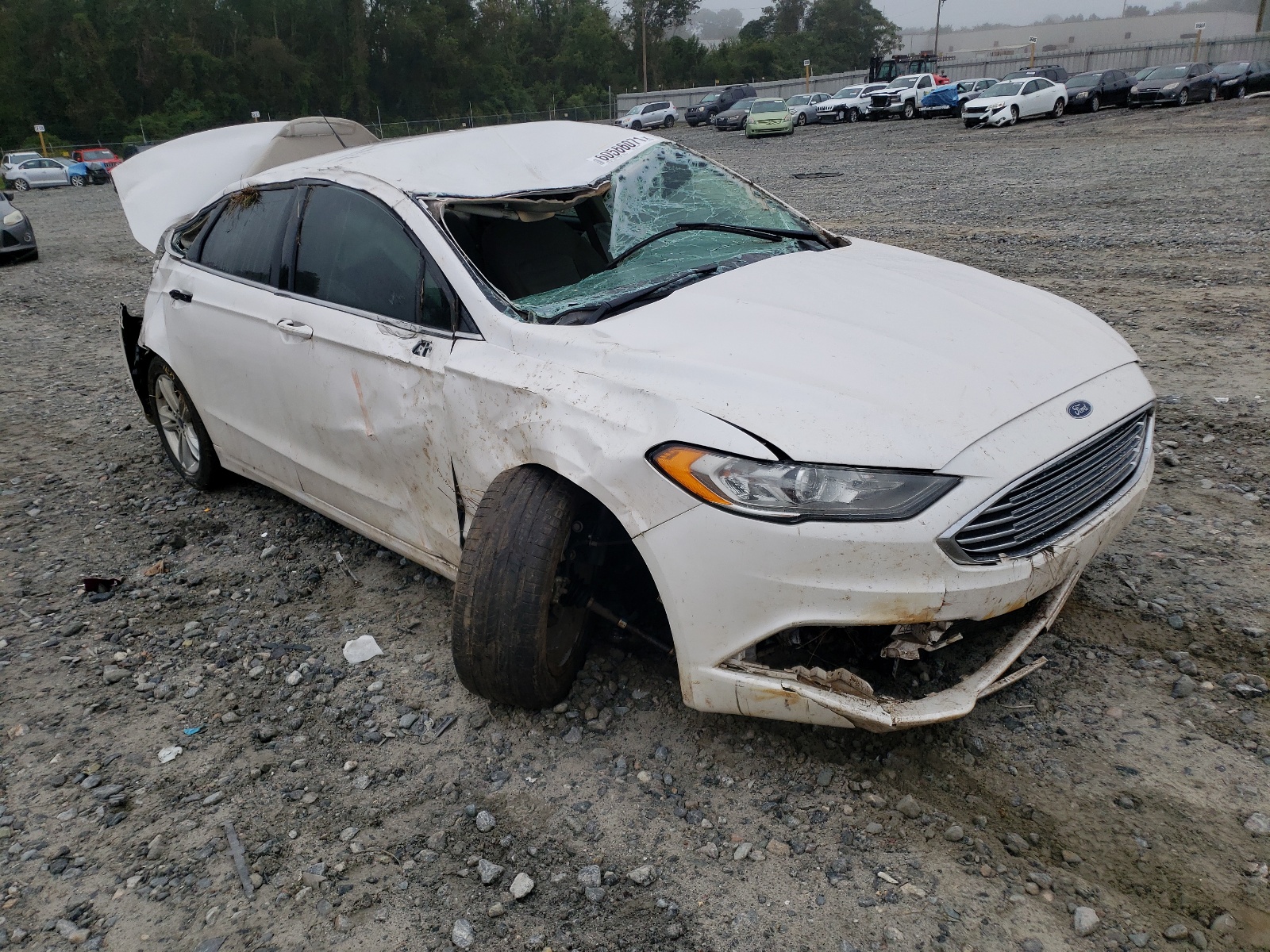 FORD FUSION SE 2018 with VIN 3FA6P0HD3JR157607 - Photo from auction