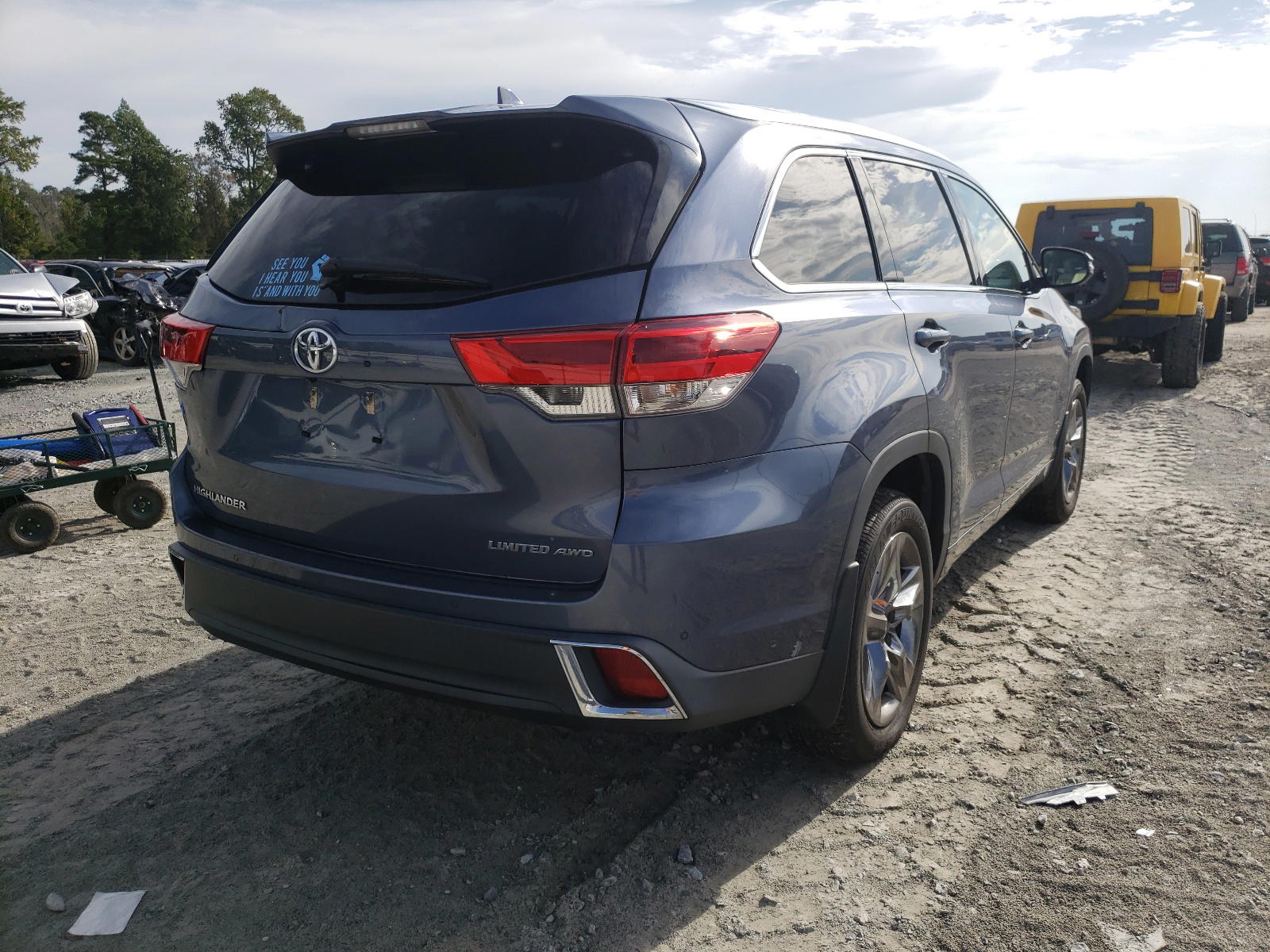Photo 16 from auction – 2018 TOYOTA HIGHLANDER with VIN 5TDDZRFH5JS879809