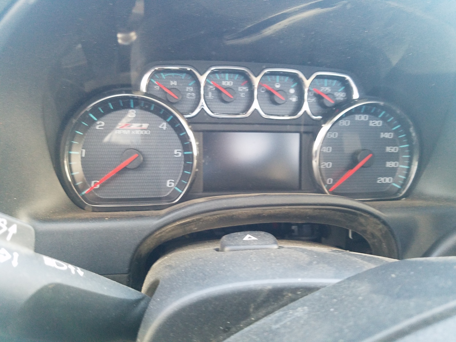 Photo 8 from auction – 2018 CHEVROLET SILVERADO with VIN 1GCVKREC4JZ370422
