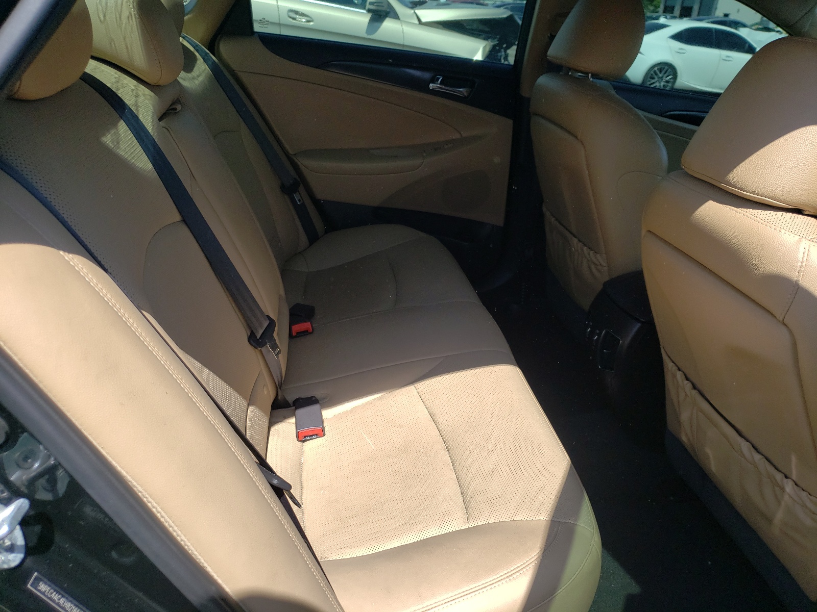 Photo 6 from auction – 2014 HYUNDAI SONATA SE with VIN 5NPEC4AC4EH821657