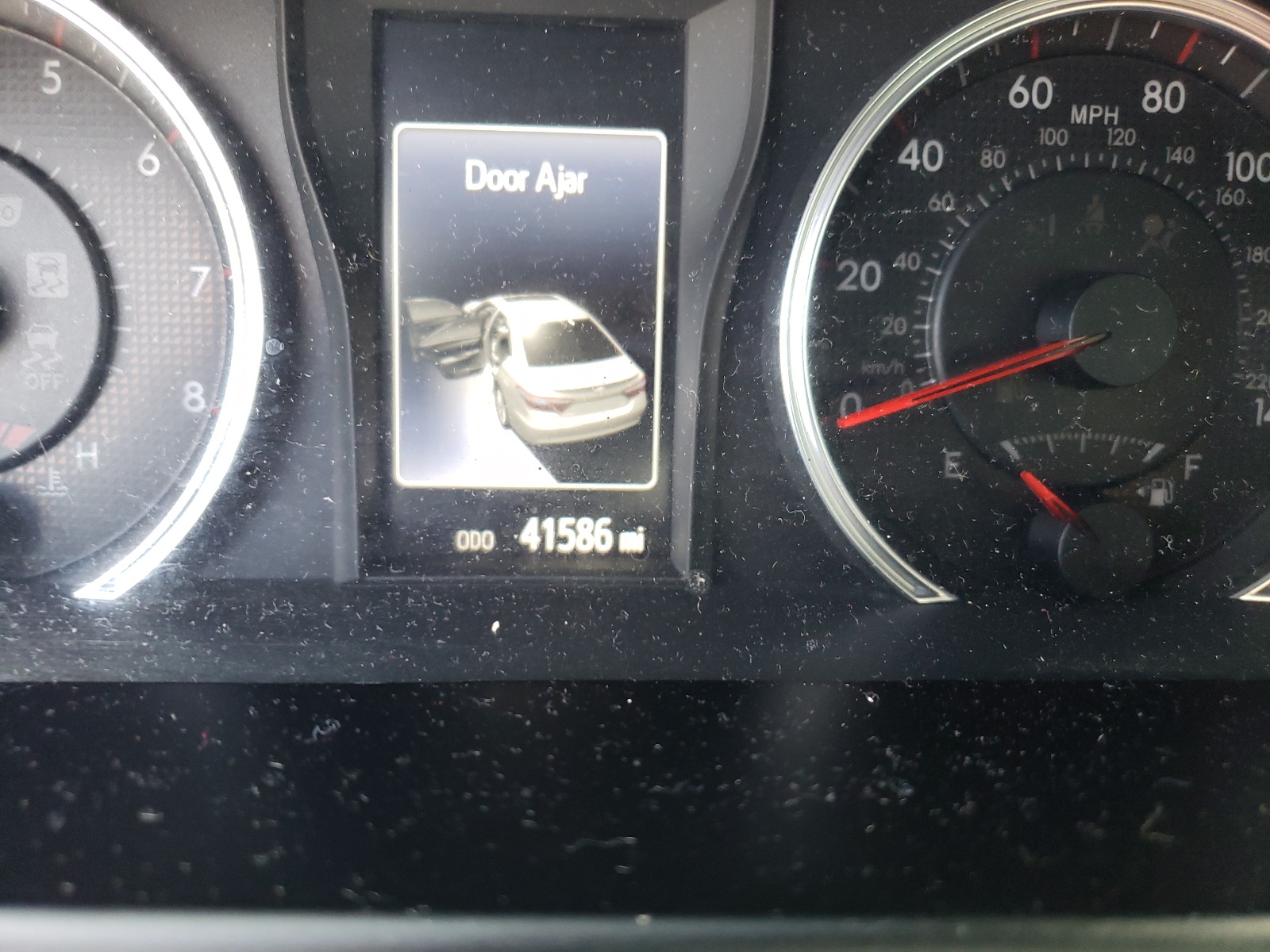 Photo 8 from auction – 2017 TOYOTA CAMRY LE with VIN 4T1BF1FK0HU730142