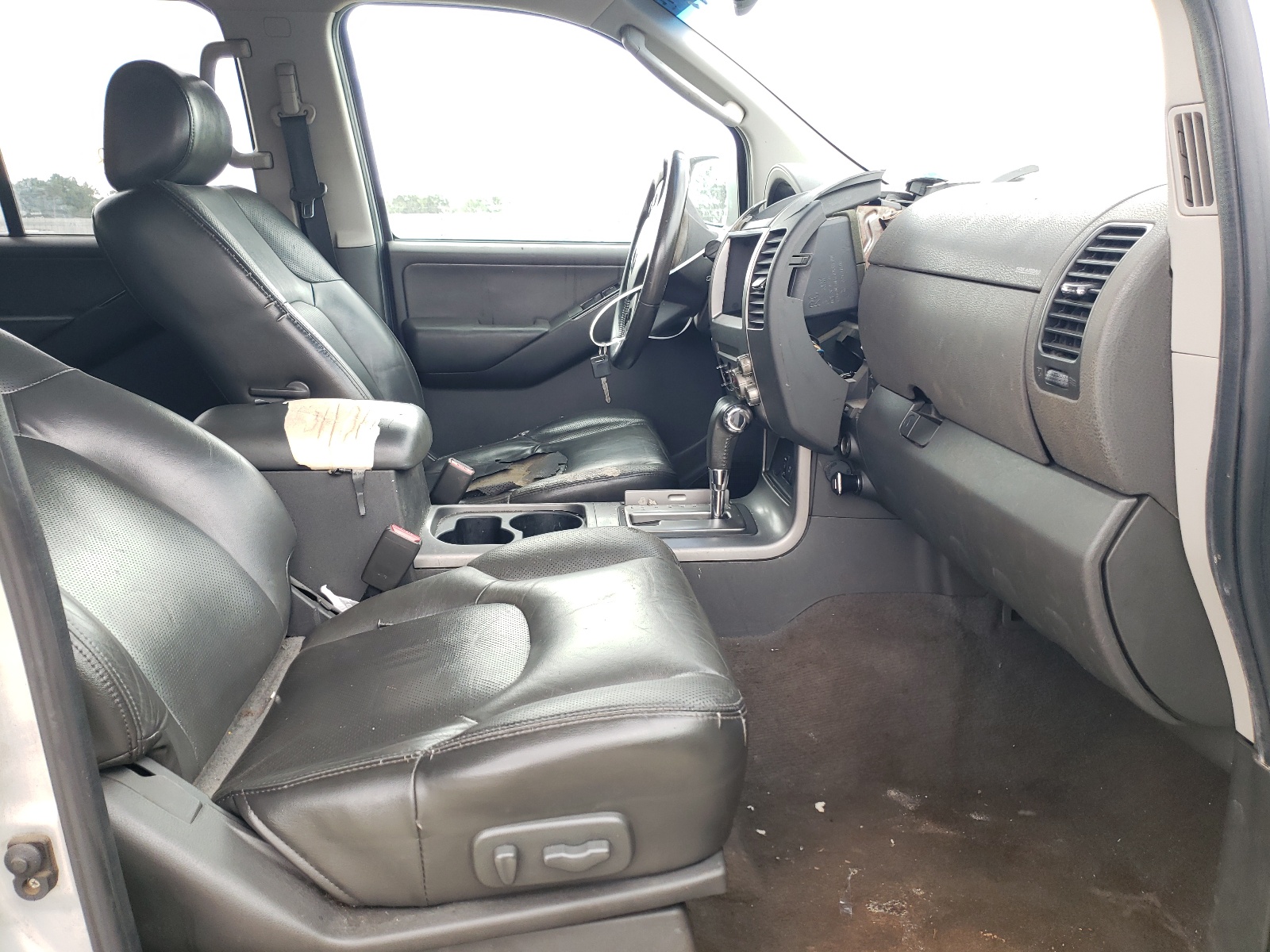 Photo 5 from auction – 2006 NISSAN PATHFINDER with VIN 5N1AR18UX6C650495