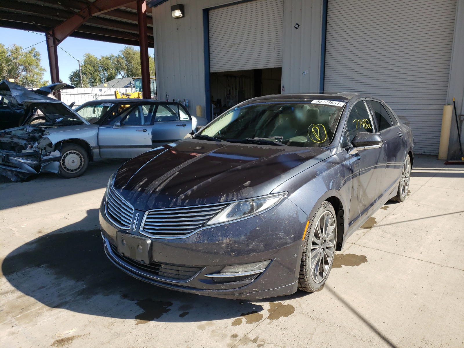 Photo 2 from auction – 2013 LINCOLN MKZ with VIN 3LN6L2J98DR806213